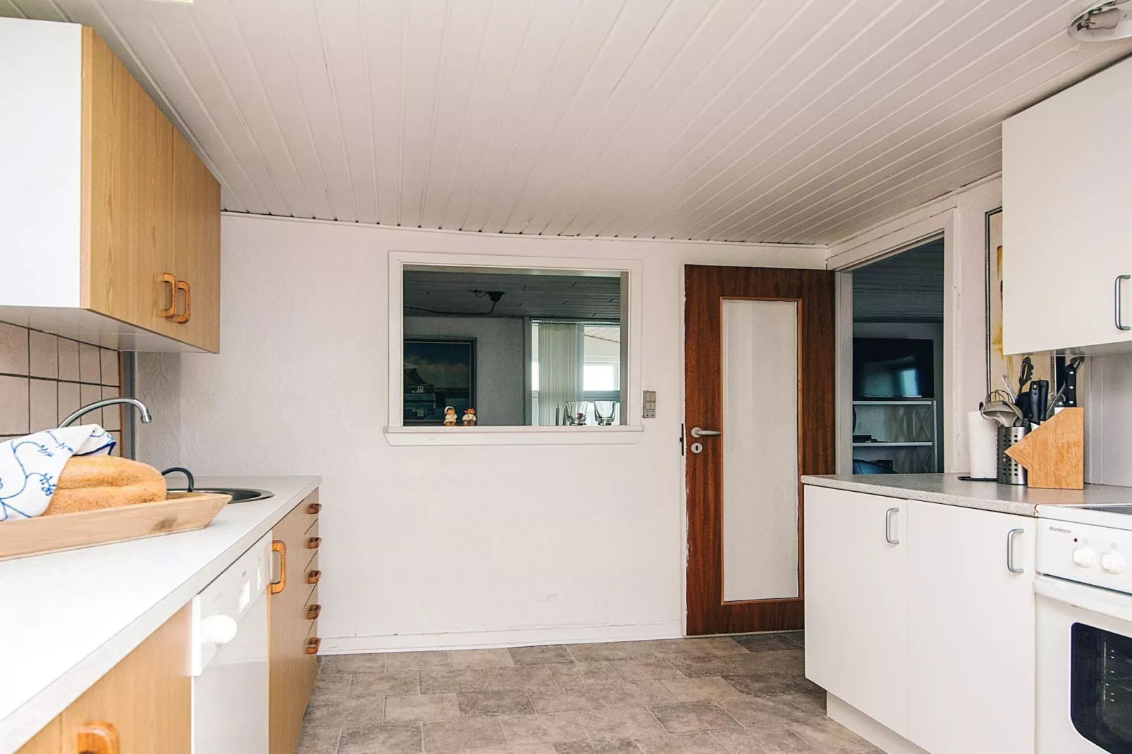 8 person holiday home in Ulfborg-Indoor