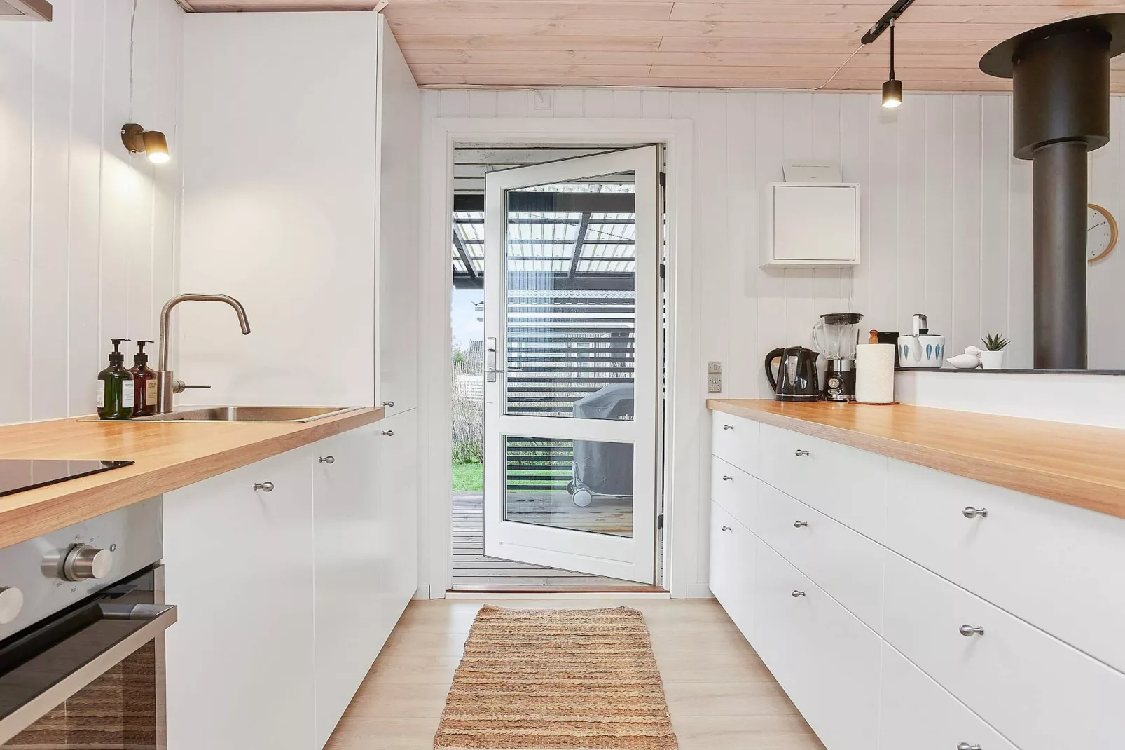 6 person holiday home in Juelsminde-Indoor