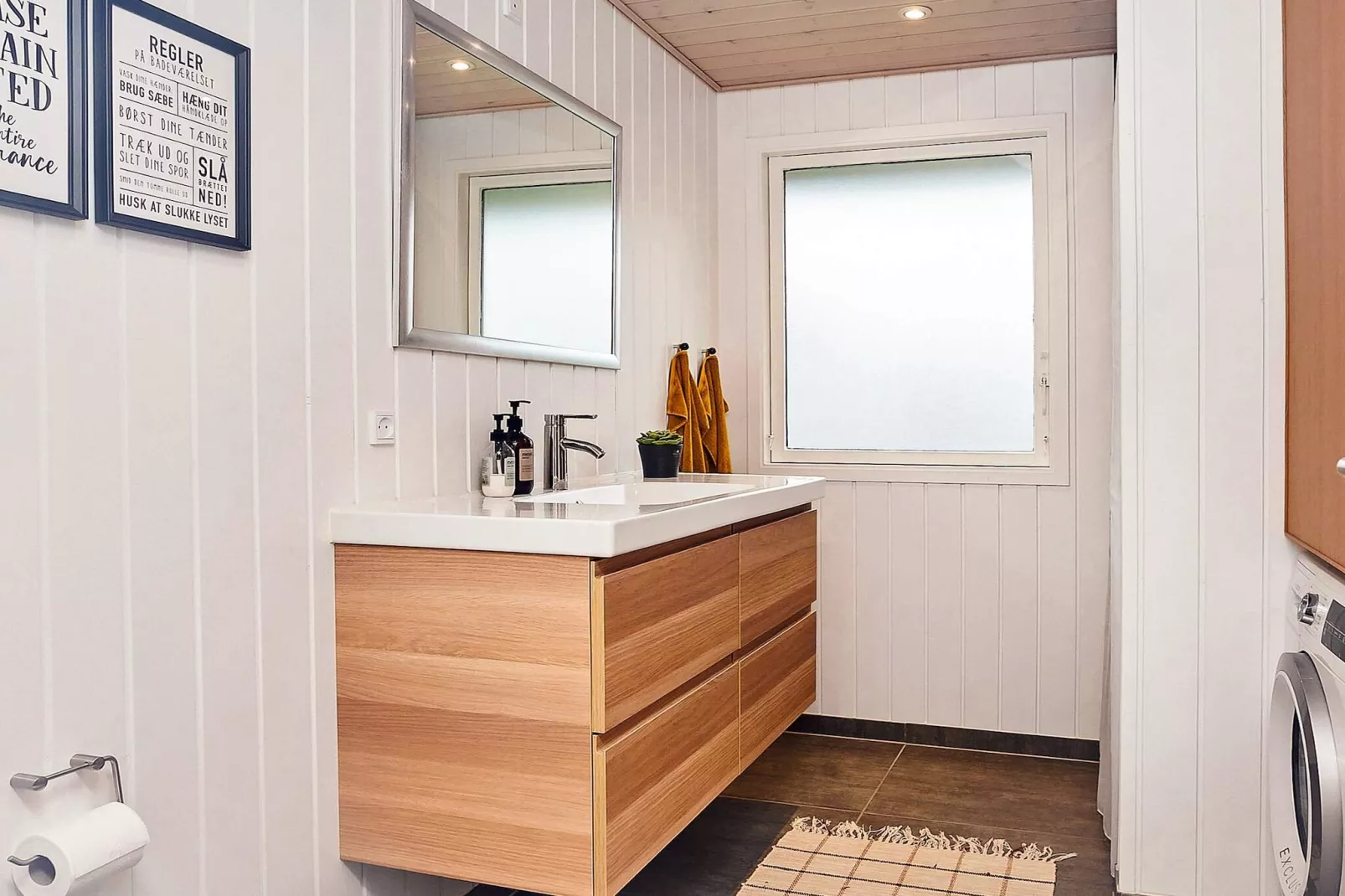 6 person holiday home in Juelsminde-Indoor