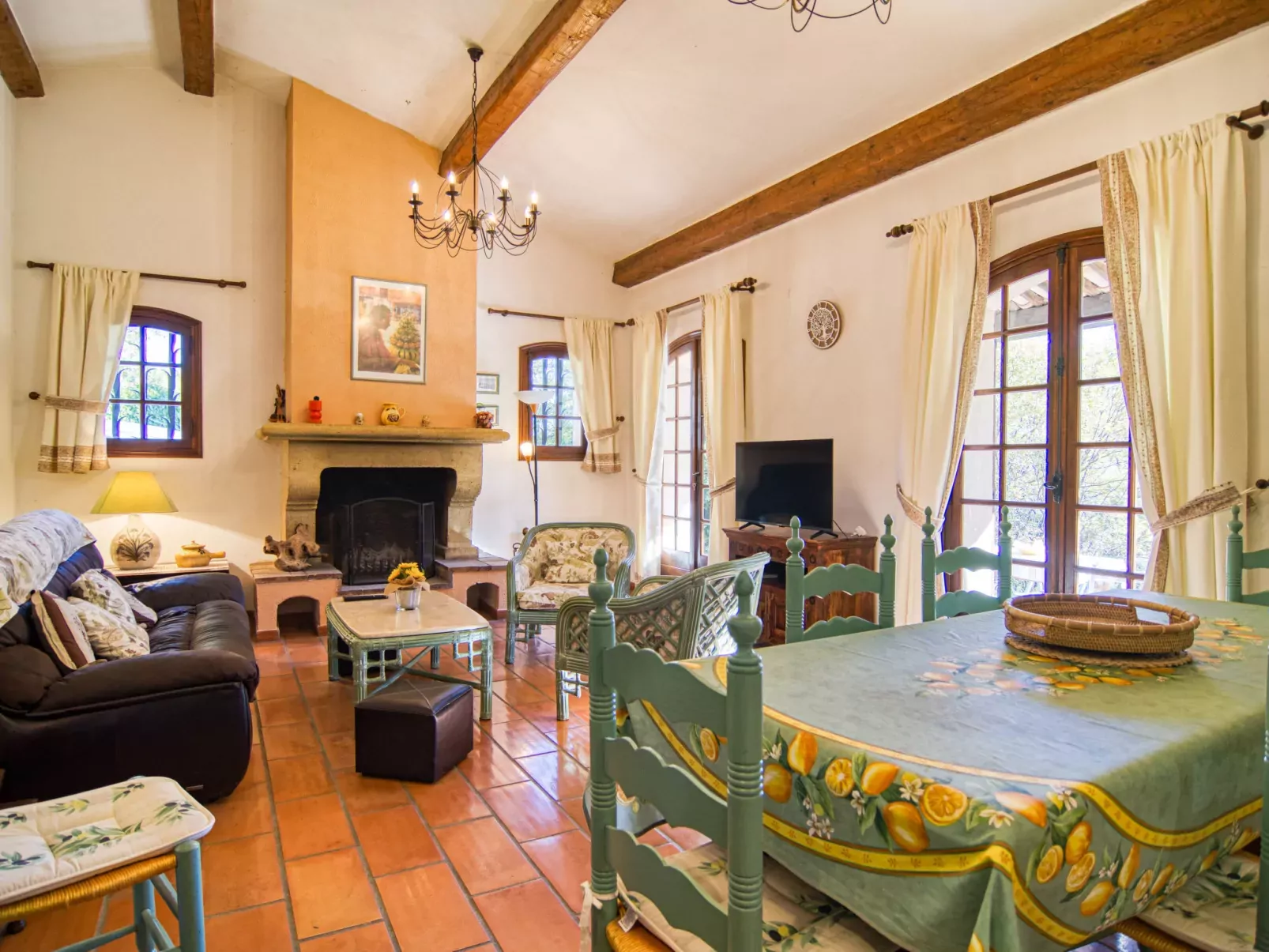 VIlla Camille-Inside
