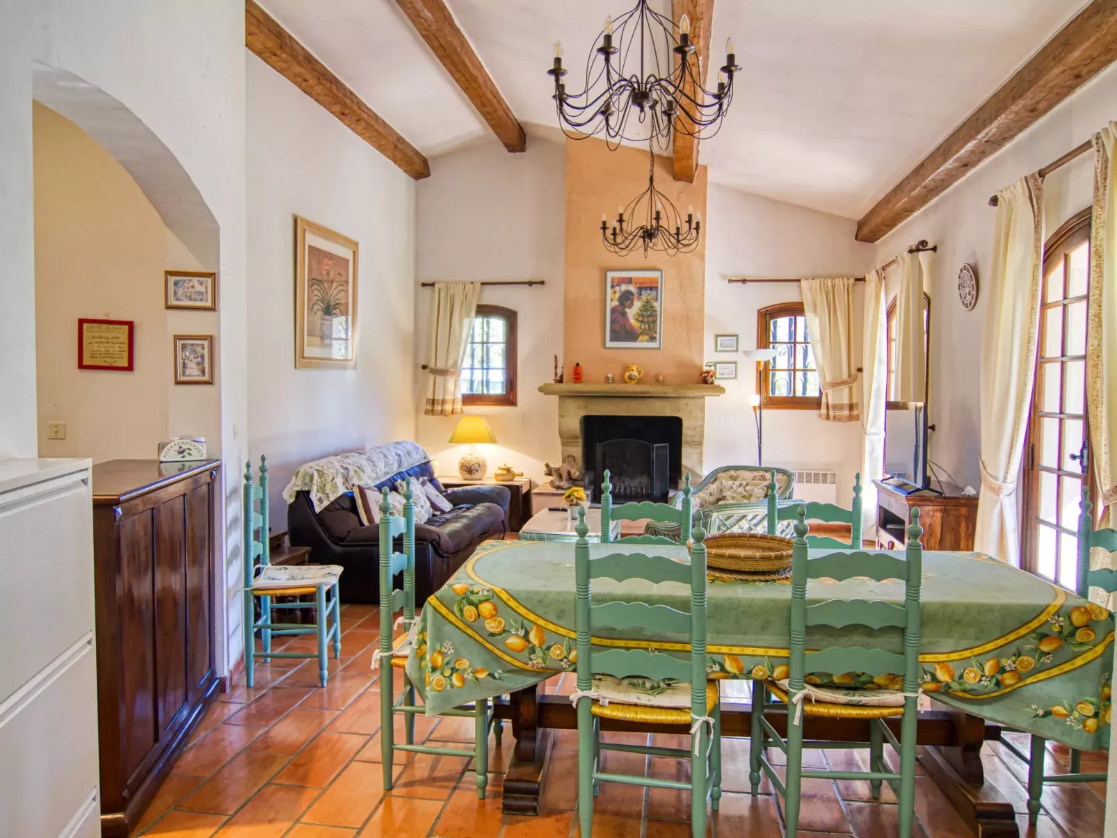 VIlla Camille-Inside