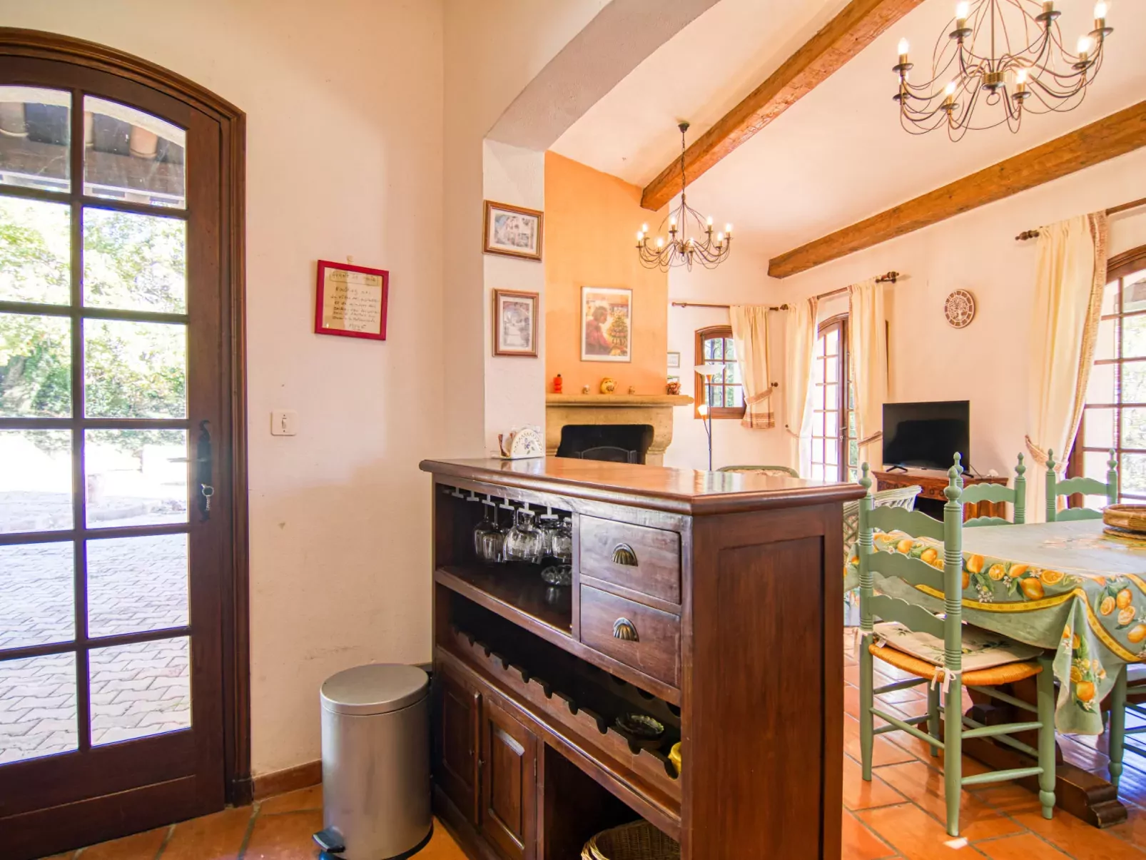 VIlla Camille-Inside