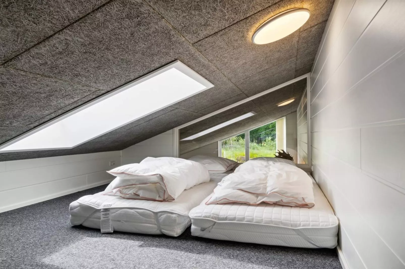 5 star holiday home in Glesborg-Indoor