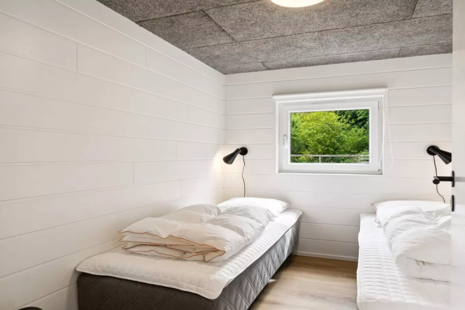 5 star holiday home in Glesborg-Indoor