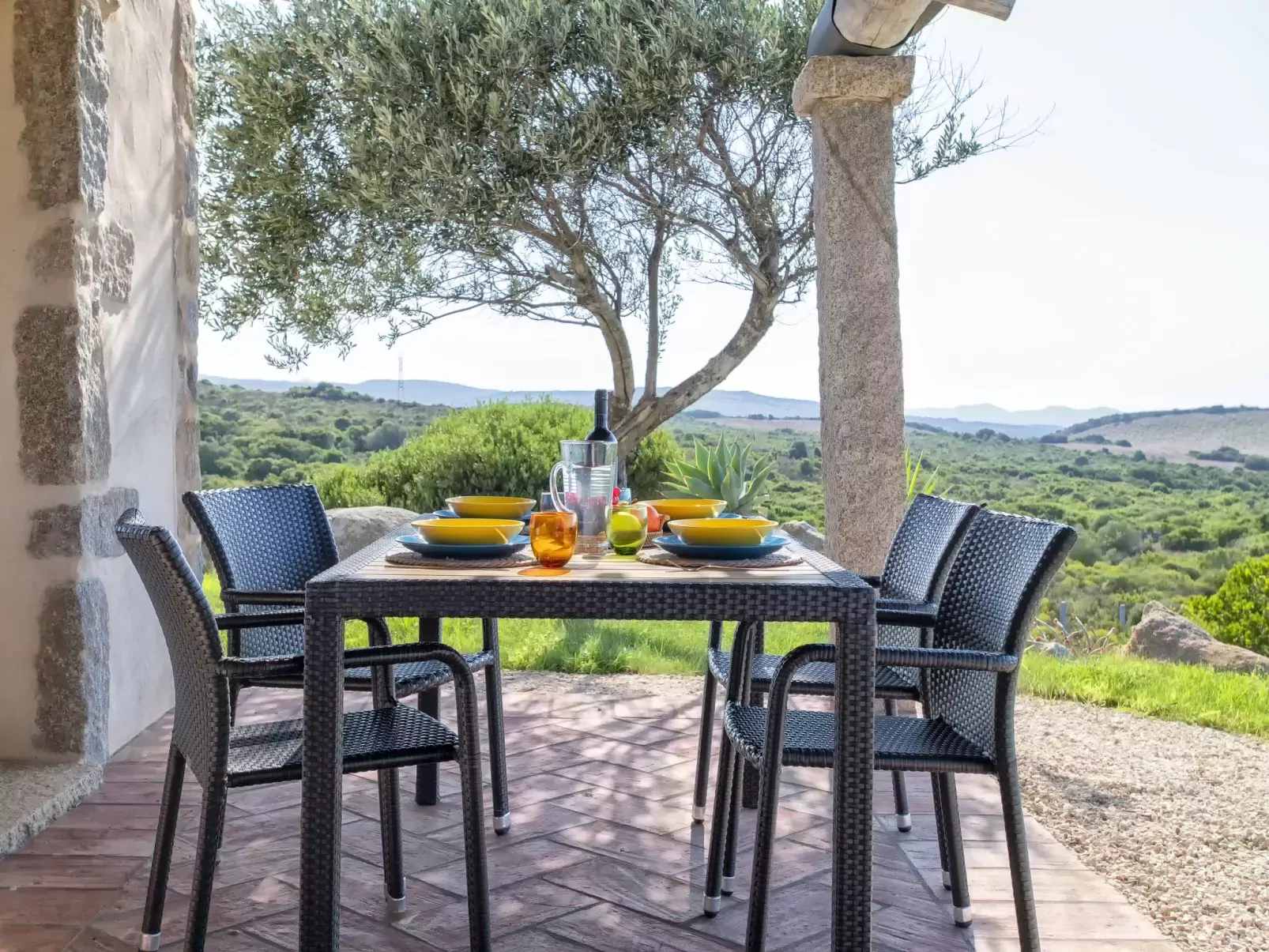 Stazzo Serafini-Outside