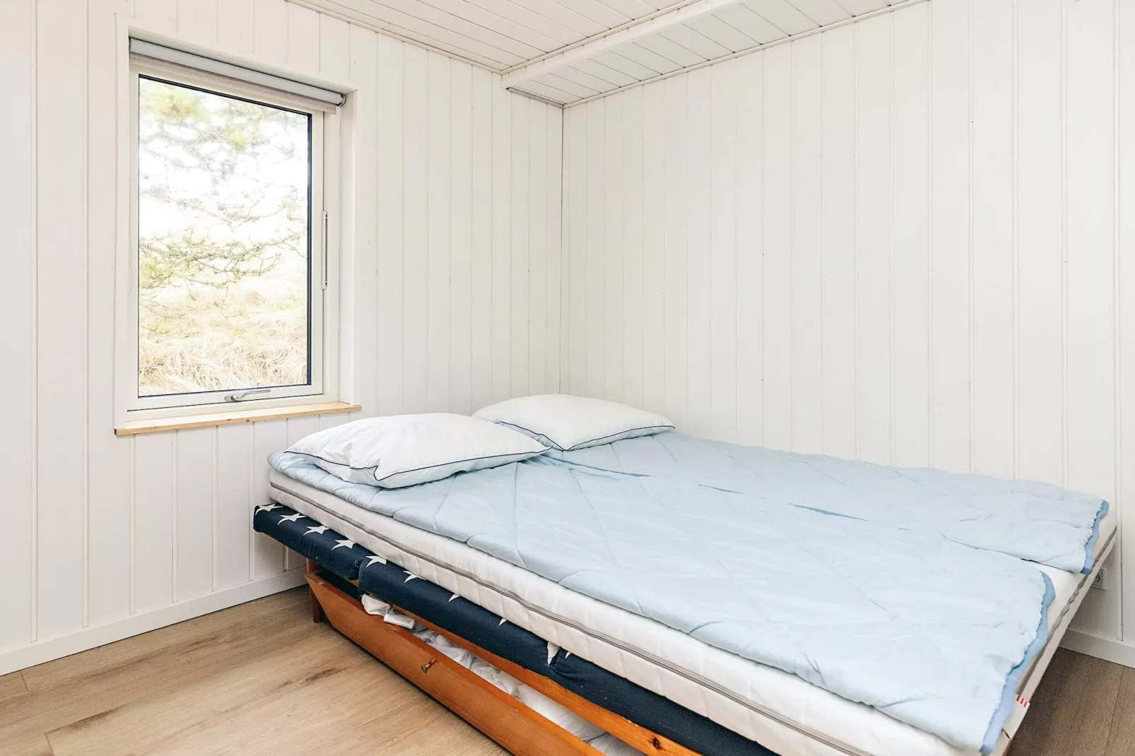 6 person holiday home in Pandrup-Indoor