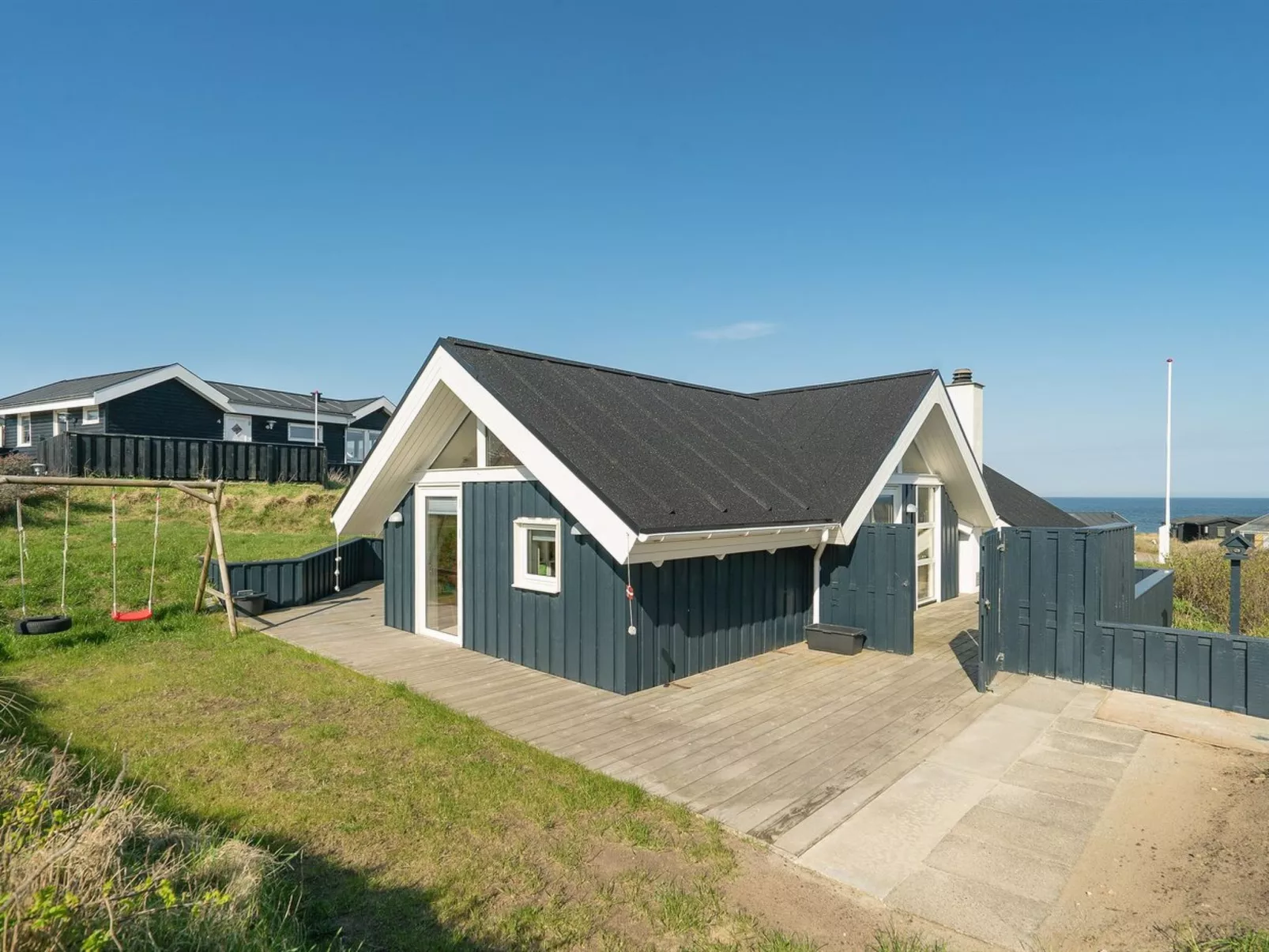 "Alvilde" - 100m from the sea-Draußen