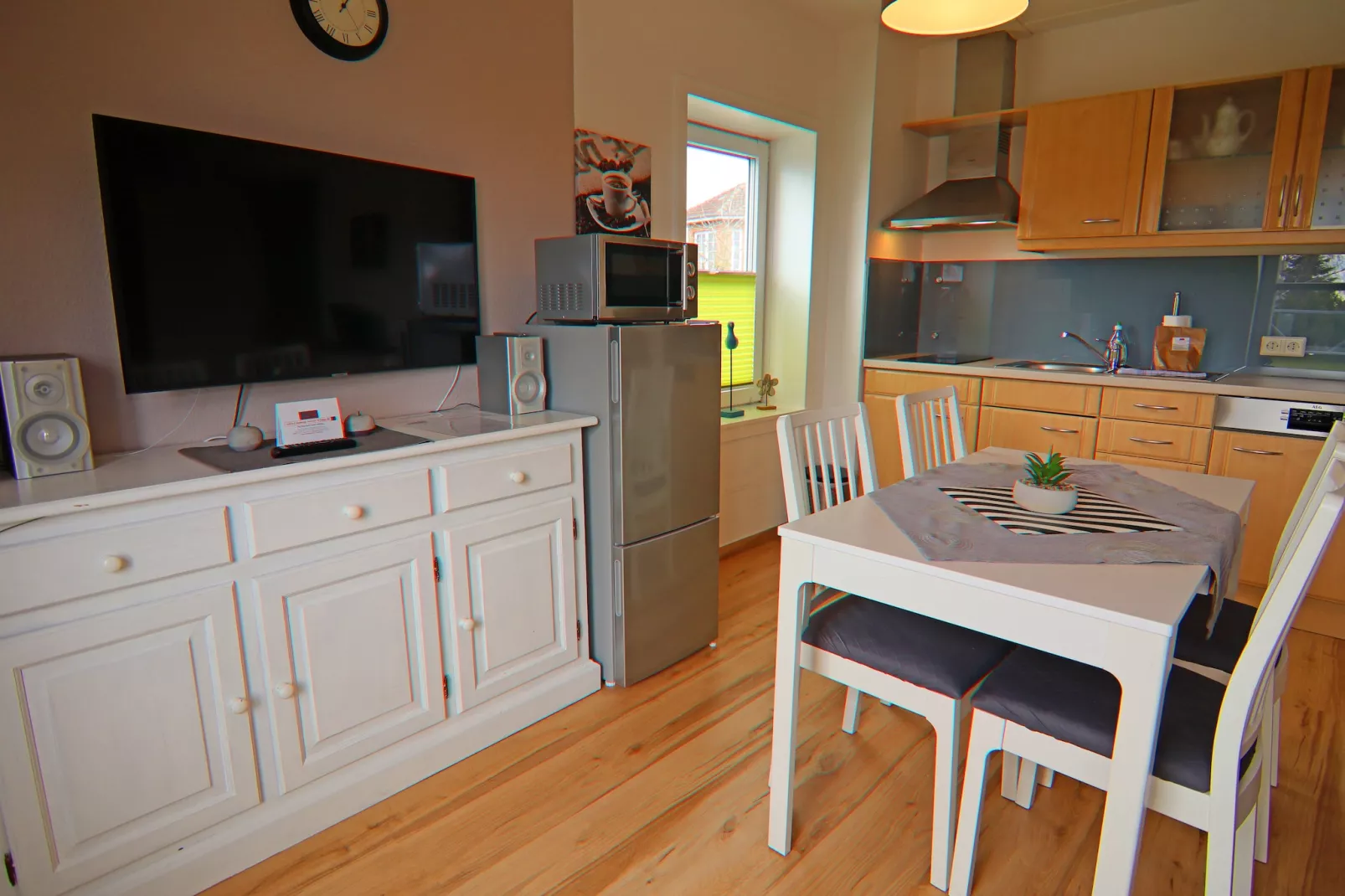 Ferienwohnung Insel Poel 22-Dining room