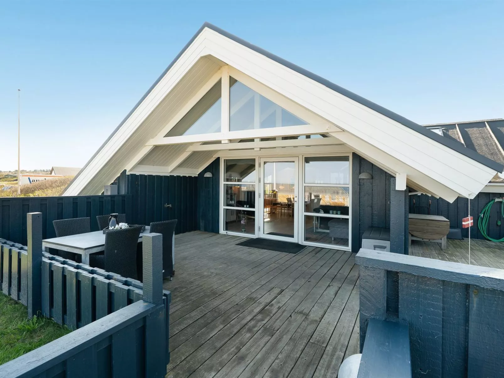 "Alvilde" - 100m from the sea-Draußen