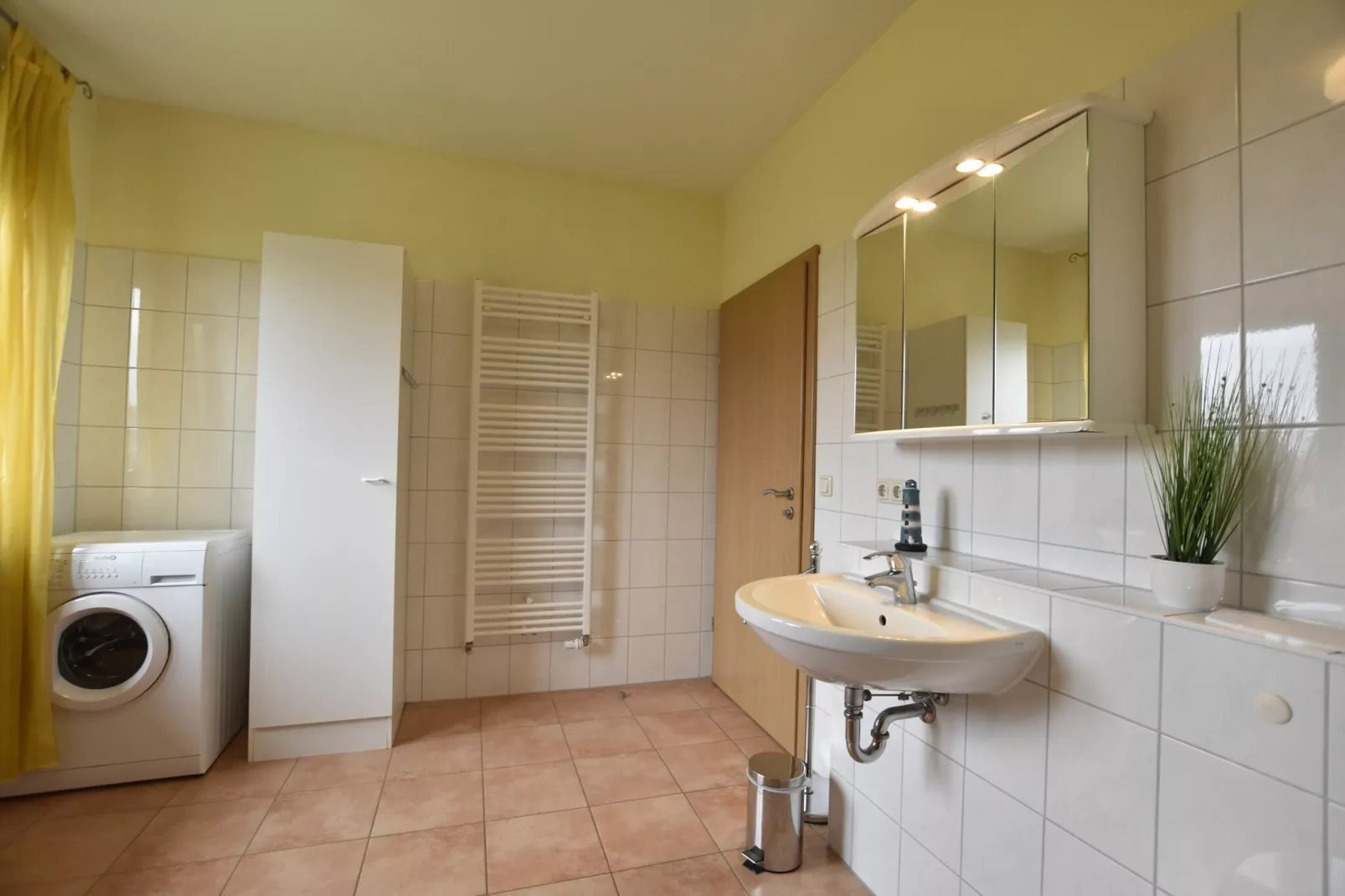 Bernsteinring Z1B-Badezimmer