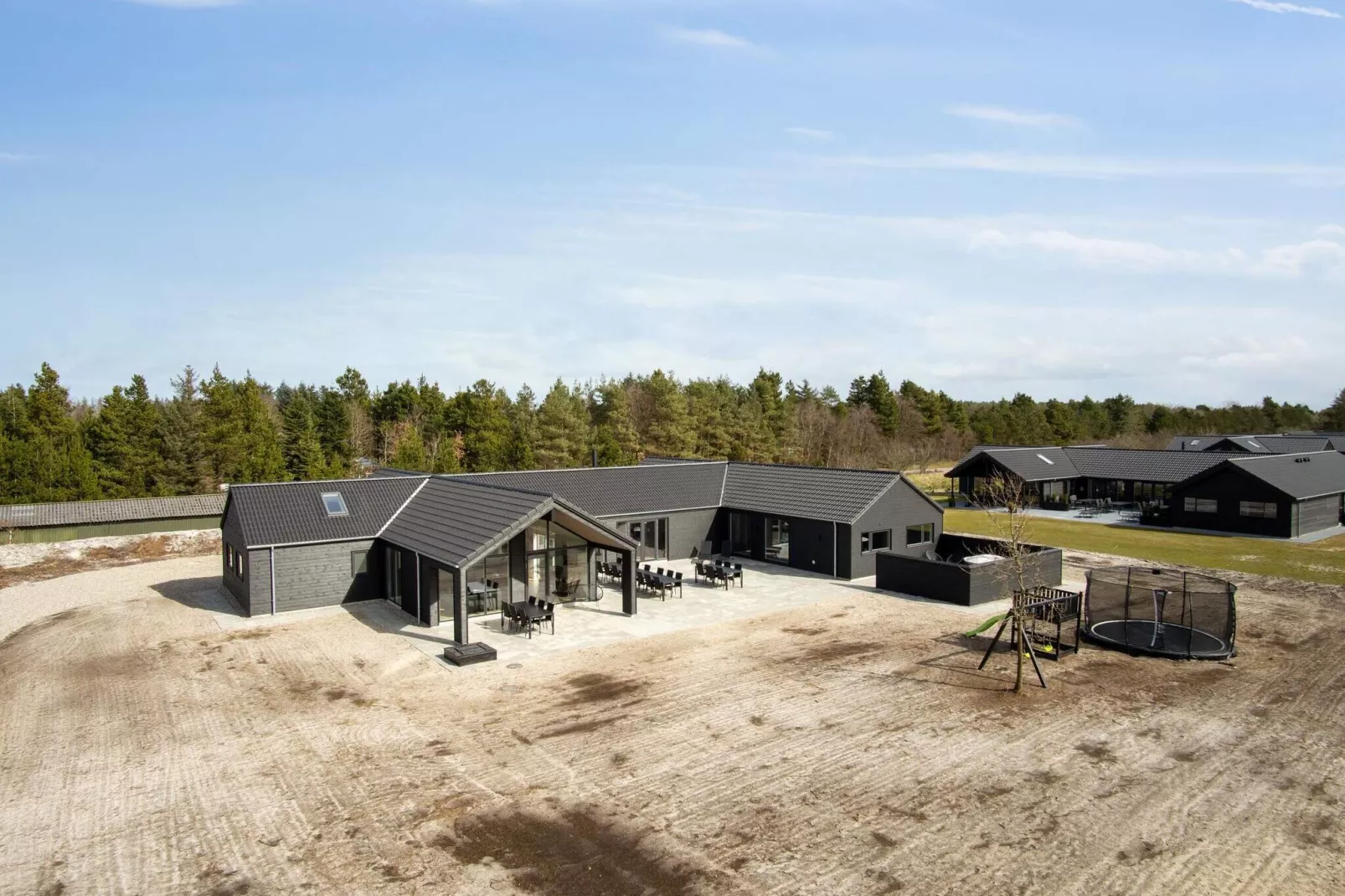 Luxury Retreat with Pool - By Traum Ferienwohnungen-Outdoor