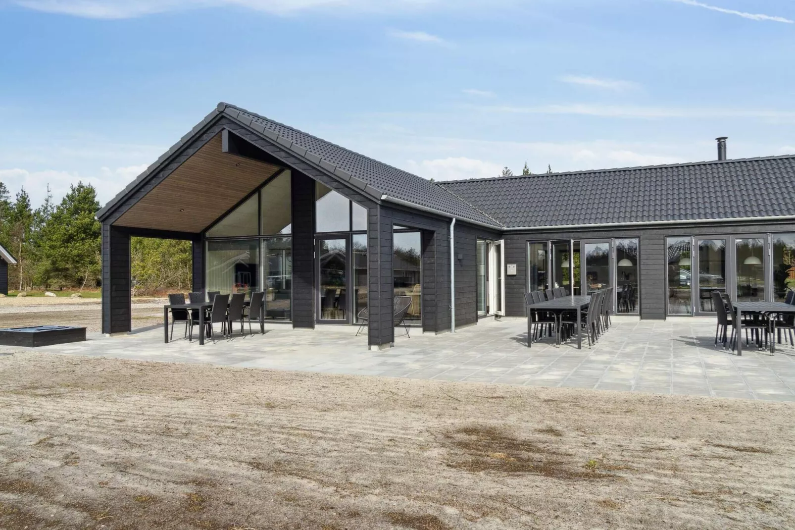 Luxury Retreat with Pool - By Traum Ferienwohnungen-Outdoor