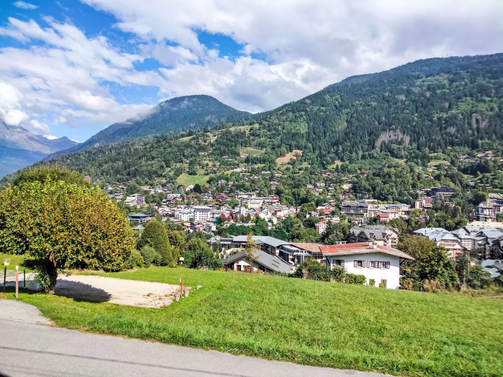 Chalet du Rosay-Outside