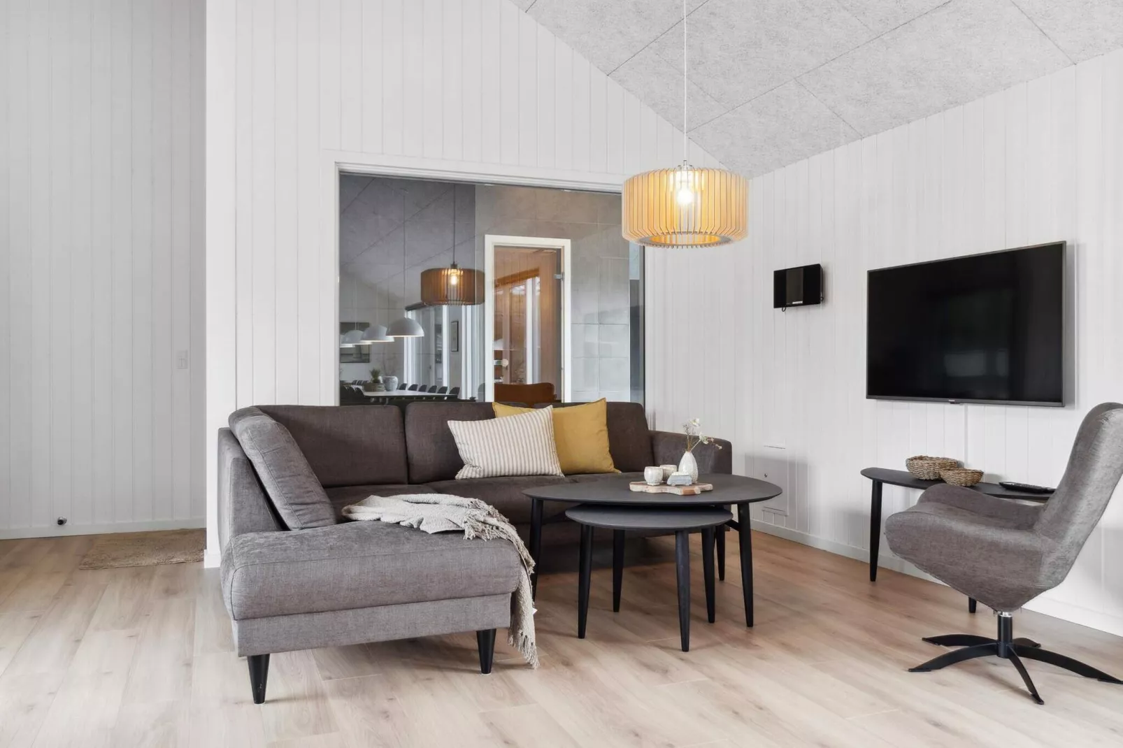 Luxury Retreat with Pool - By Traum Ferienwohnungen-Indoor