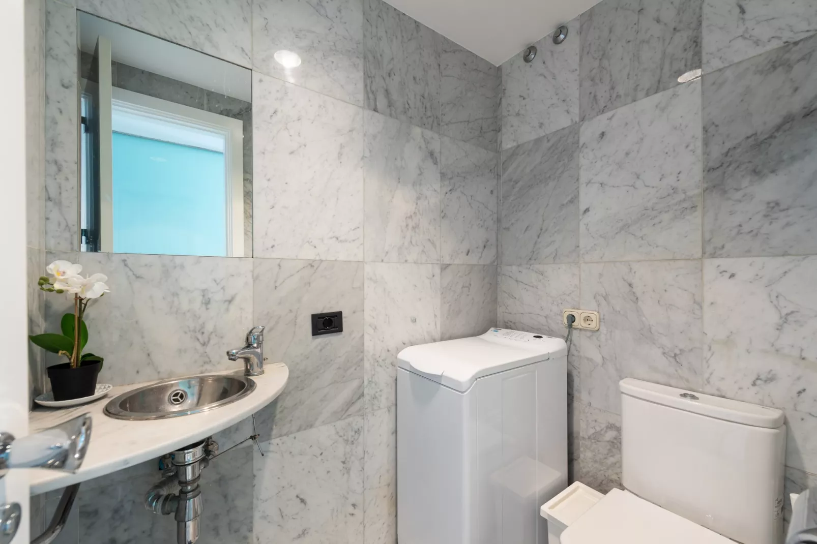 Mogan 50-Bathroom