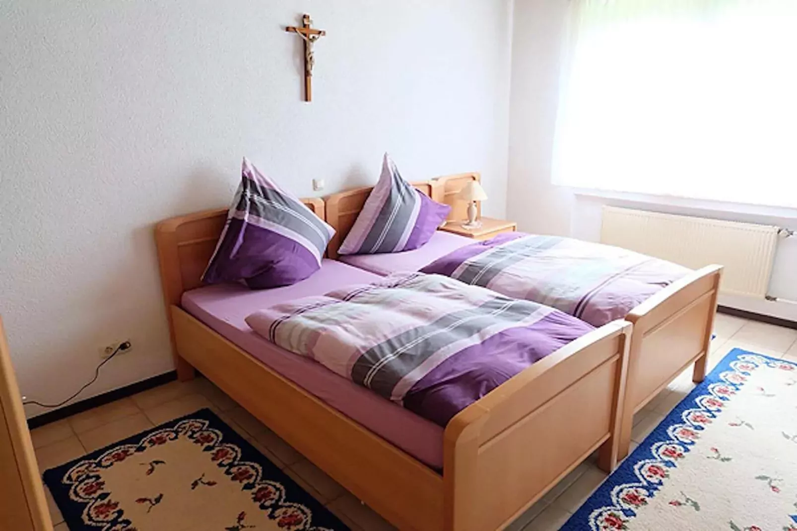Ferienwohnung Oberstadtfeld Engeln-Bedroom