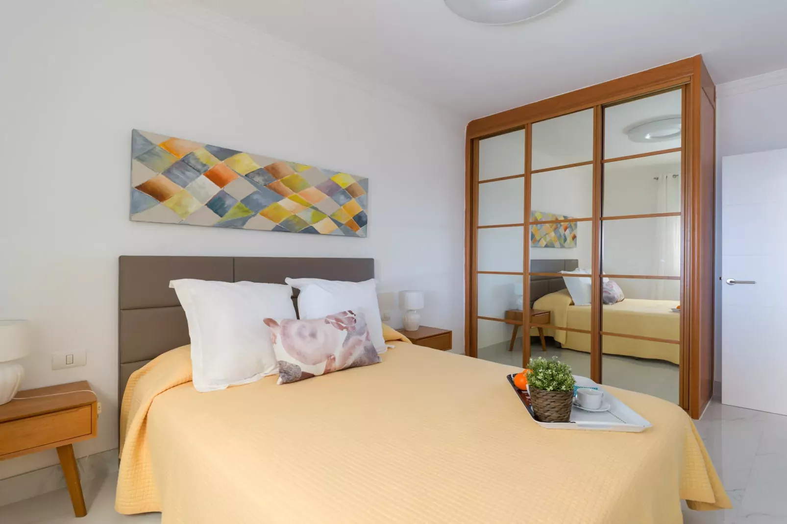 MOGAN BEACH BLUE SKY-Bedroom