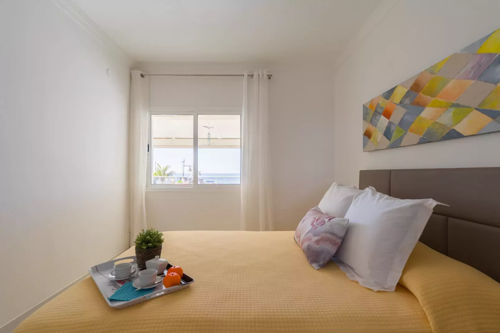 MOGAN BEACH BLUE SKY-Bedroom