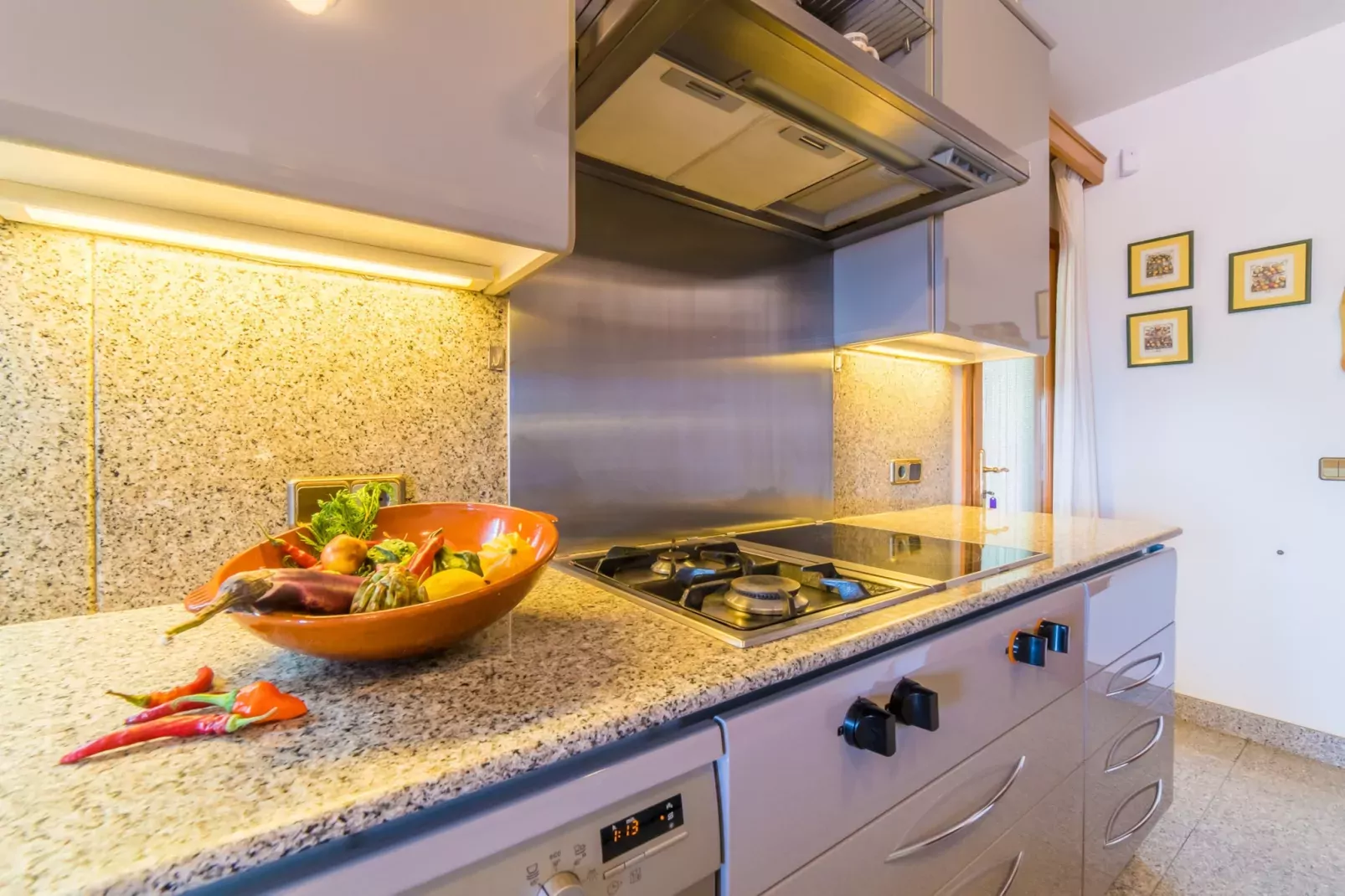 Es Bosquet-Kitchen