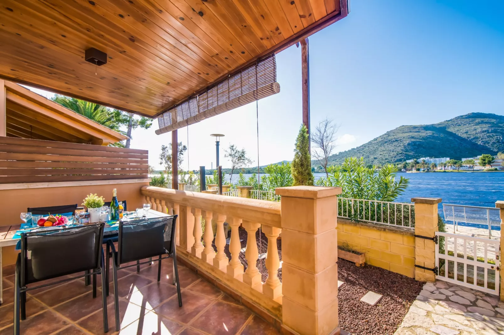 Lago Miguel-Terrace