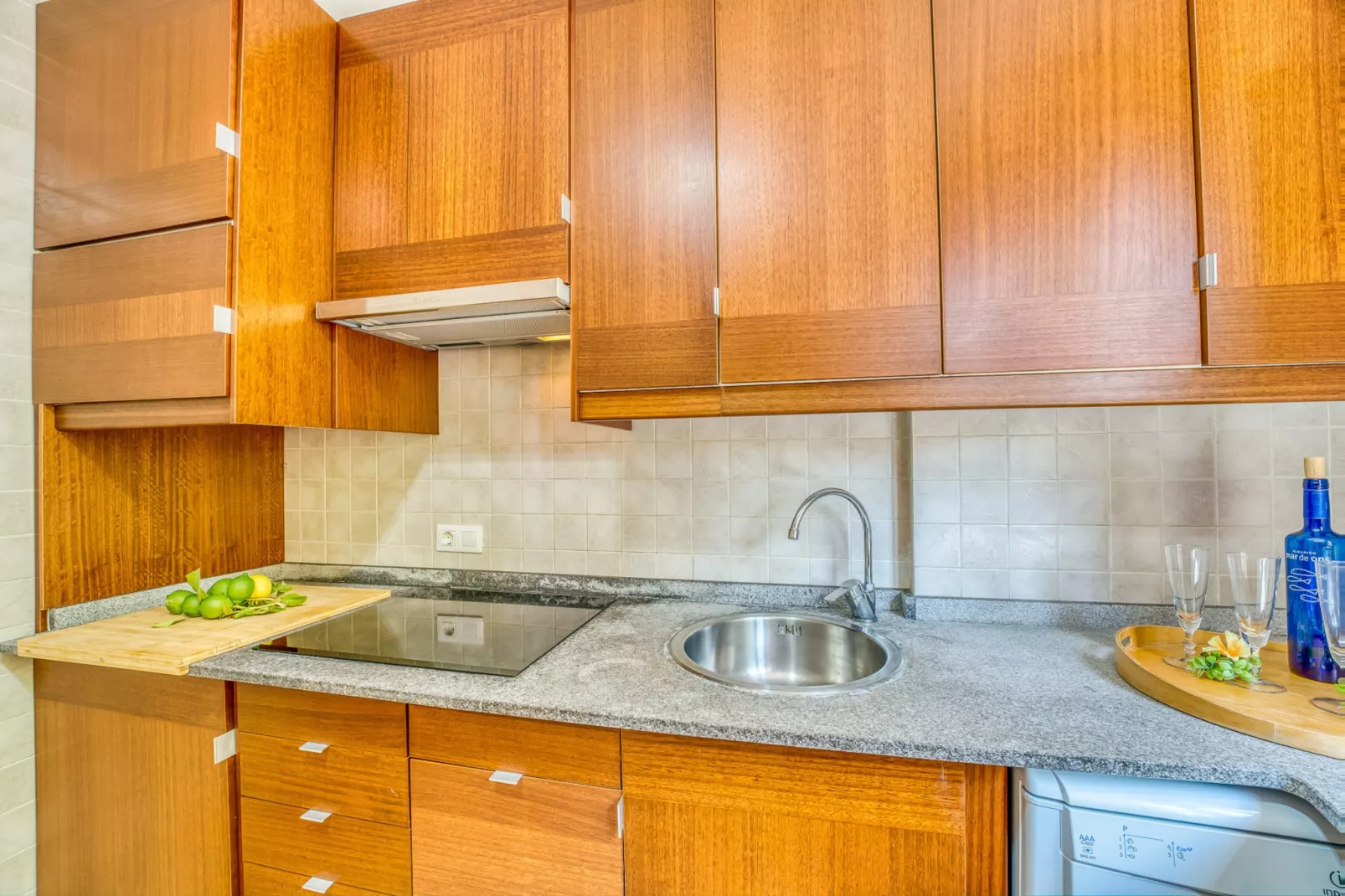Luca-Kitchen