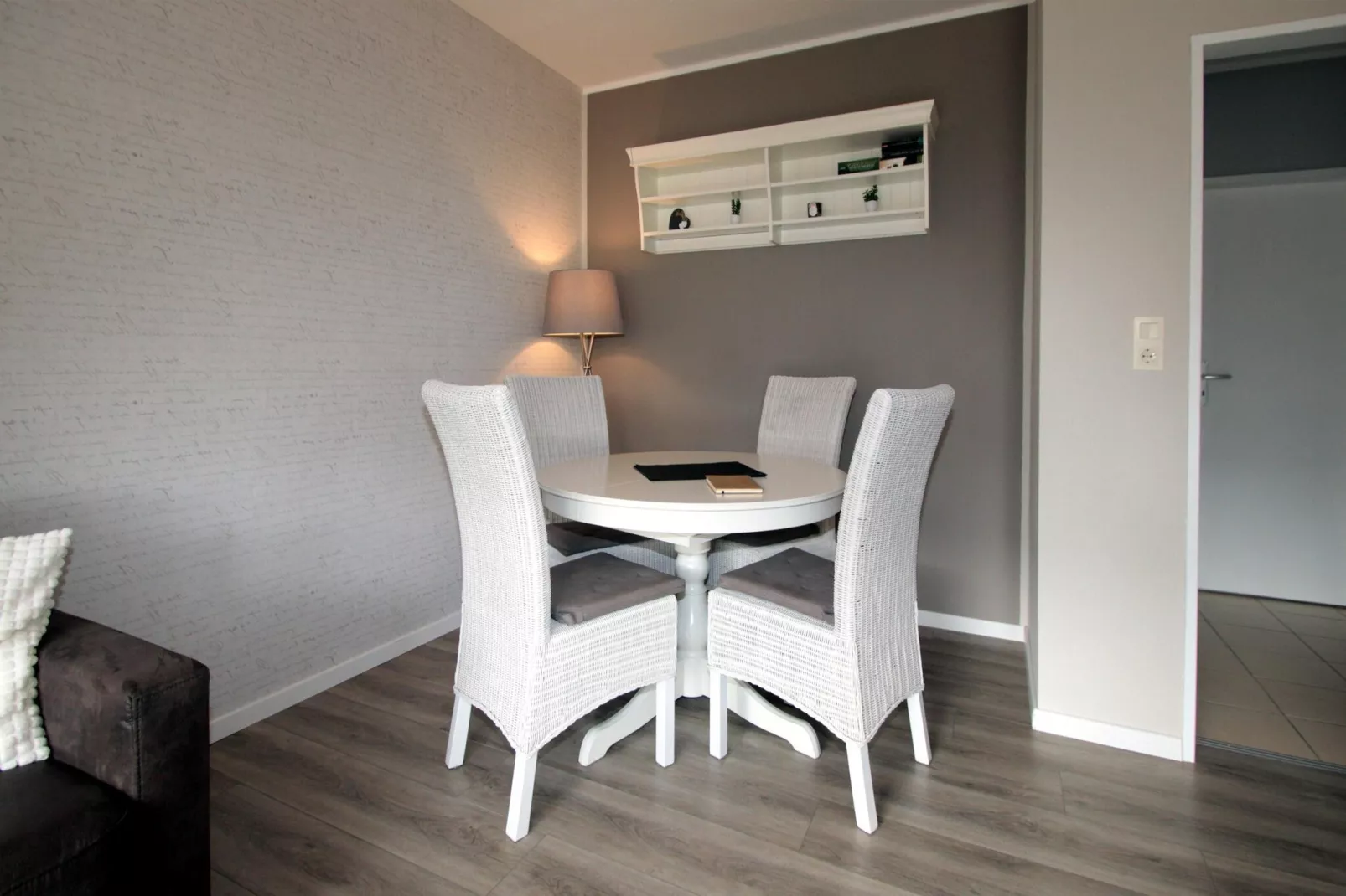Ferienwohnung in Berumbur-Dining room