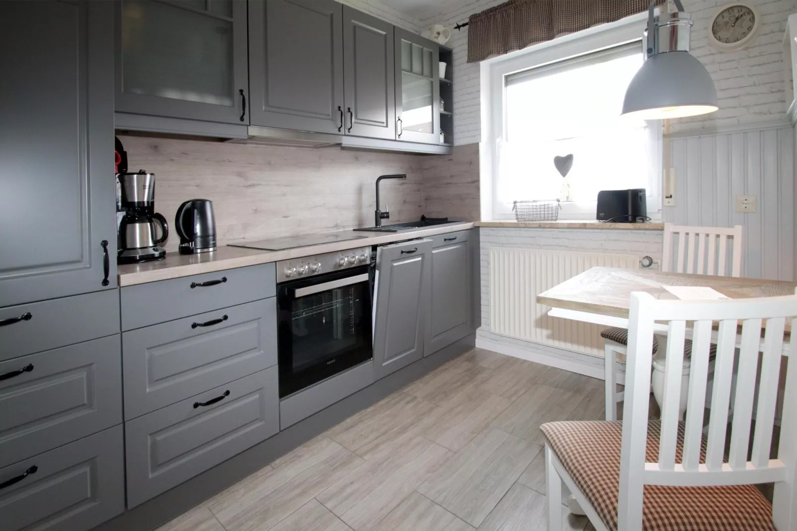 Ferienwohnung in Berumbur-Kitchen