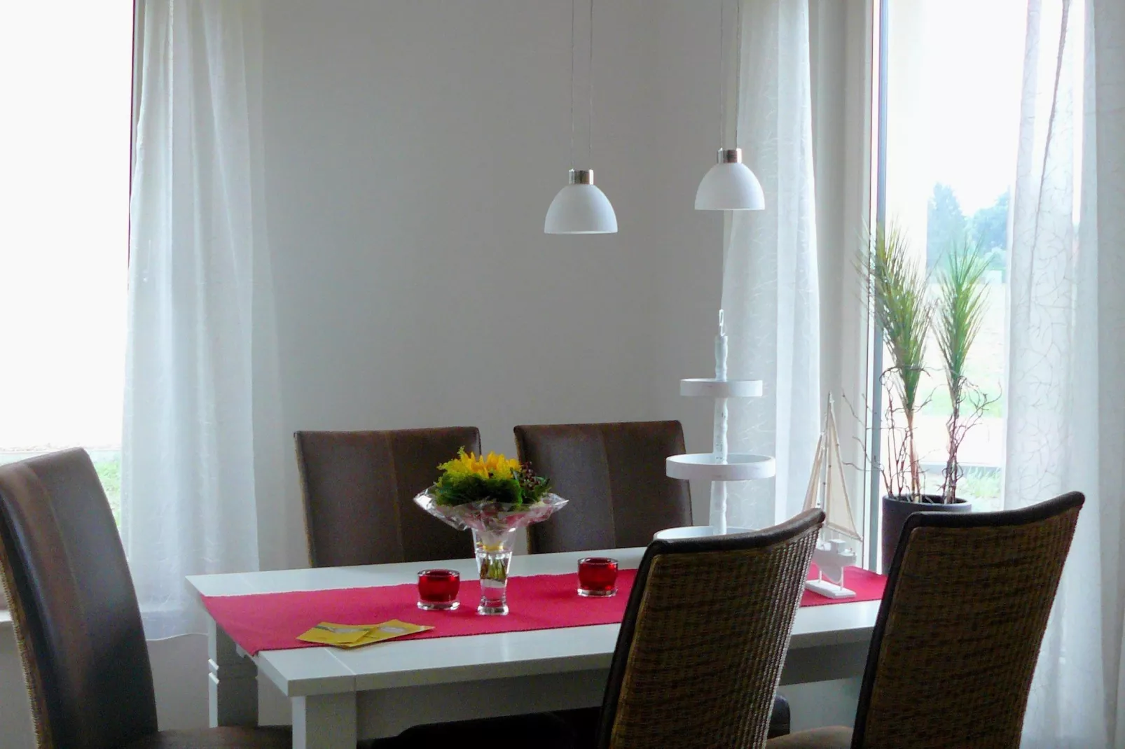 Ericaheidepark-Dining room