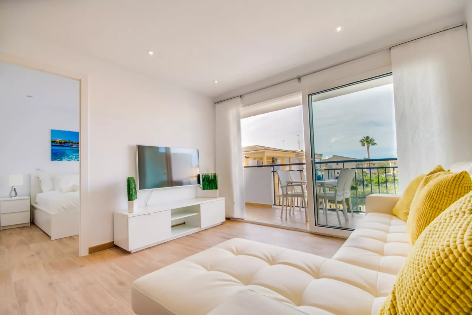Primavera-Living room