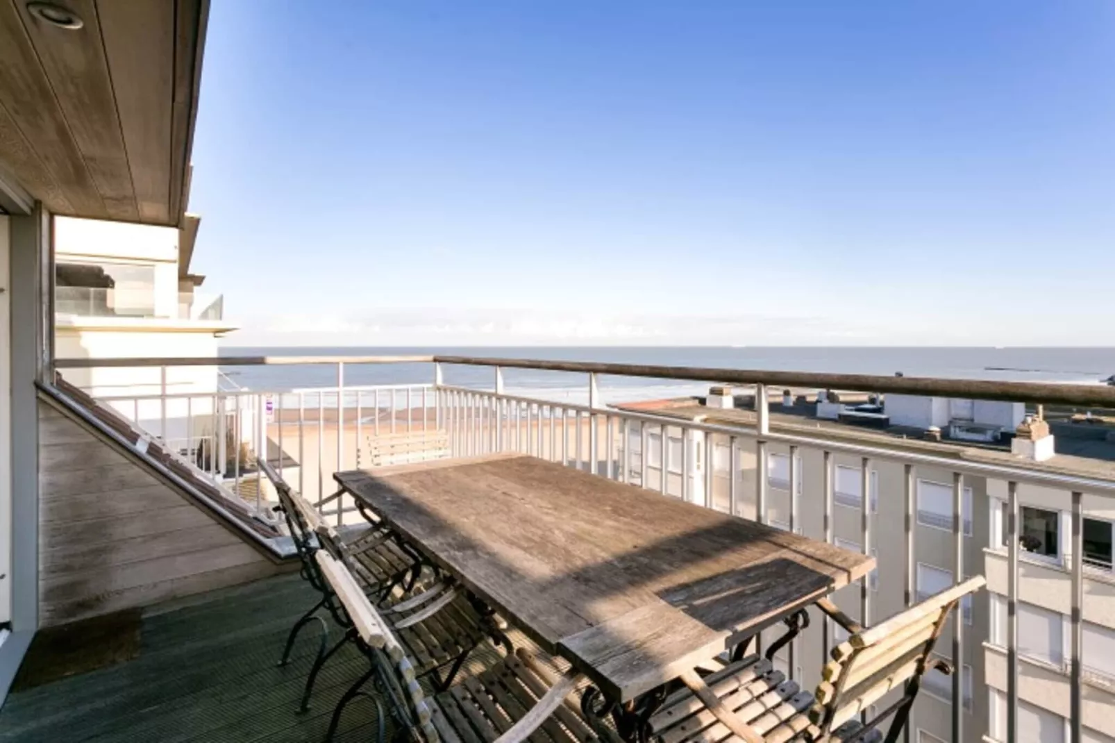 Residence Beauvallon-72-Terrace balcony