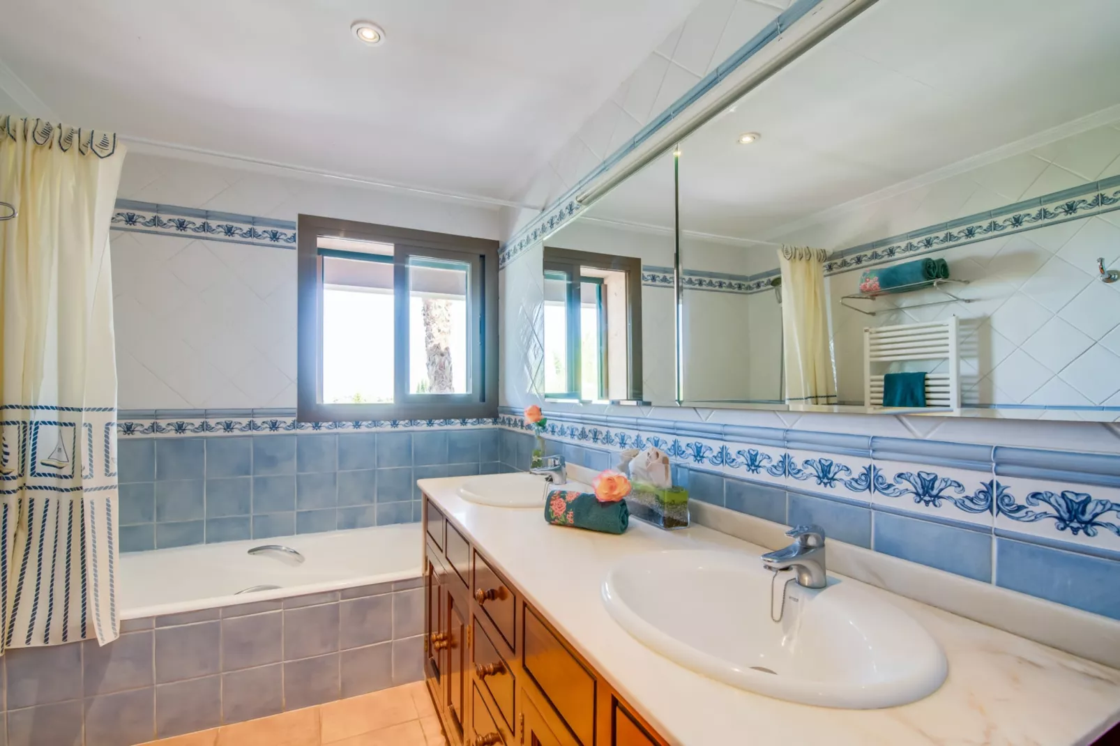Ca Na Siona-Bathroom