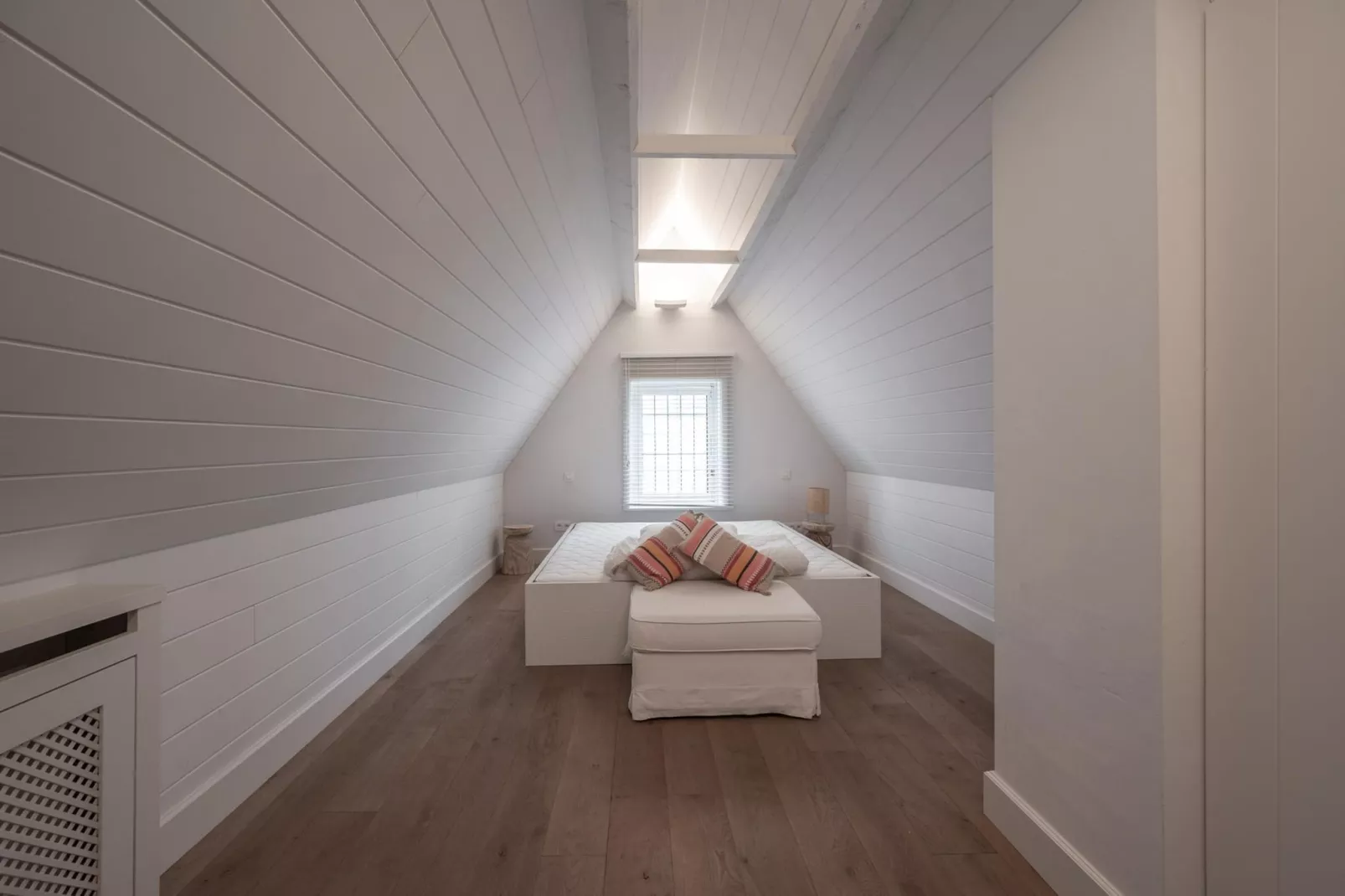Residence Zeerobbenlaan 12-0-Bedroom