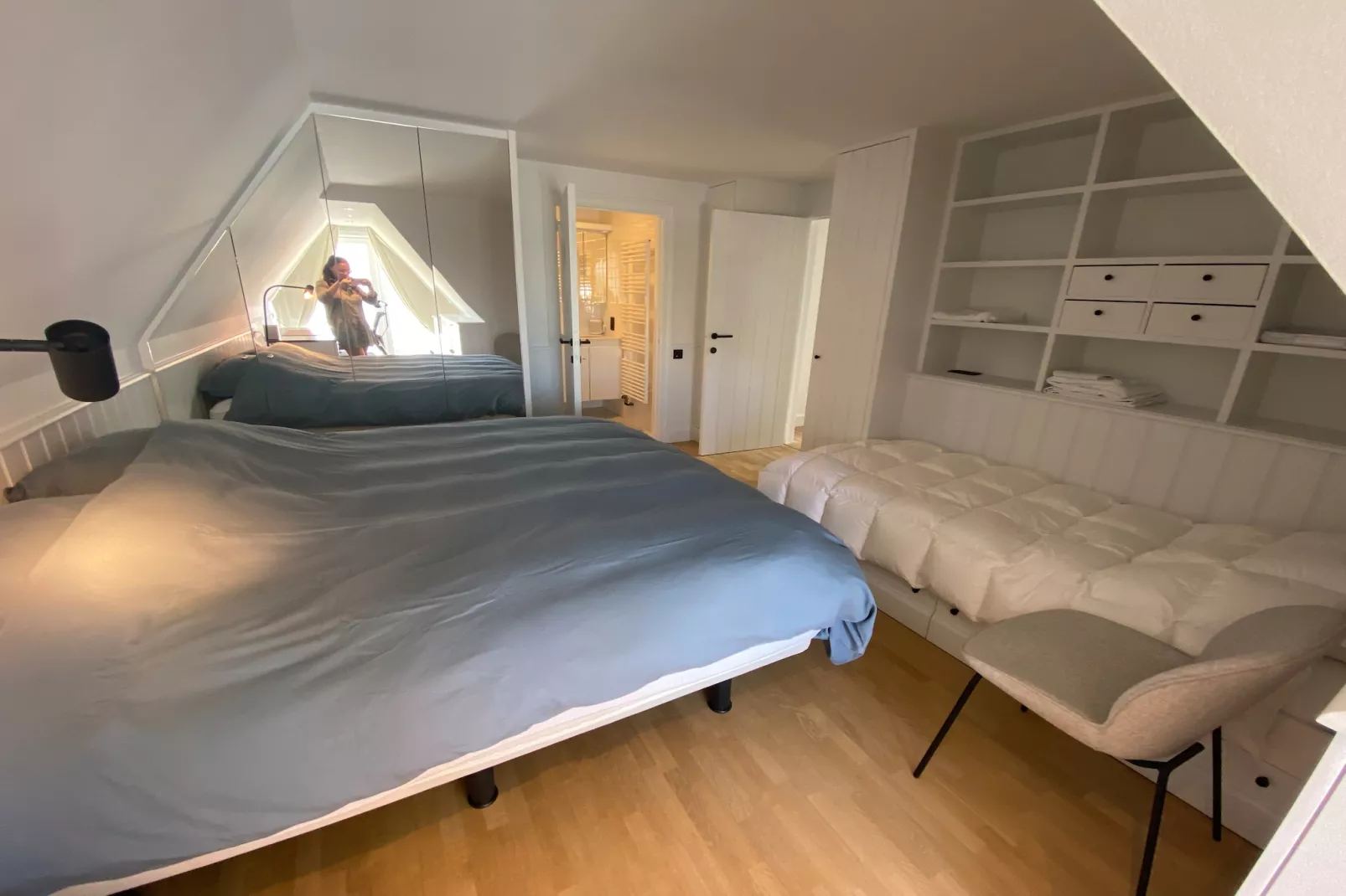 Residence CANADASQUARE-22-Bedroom