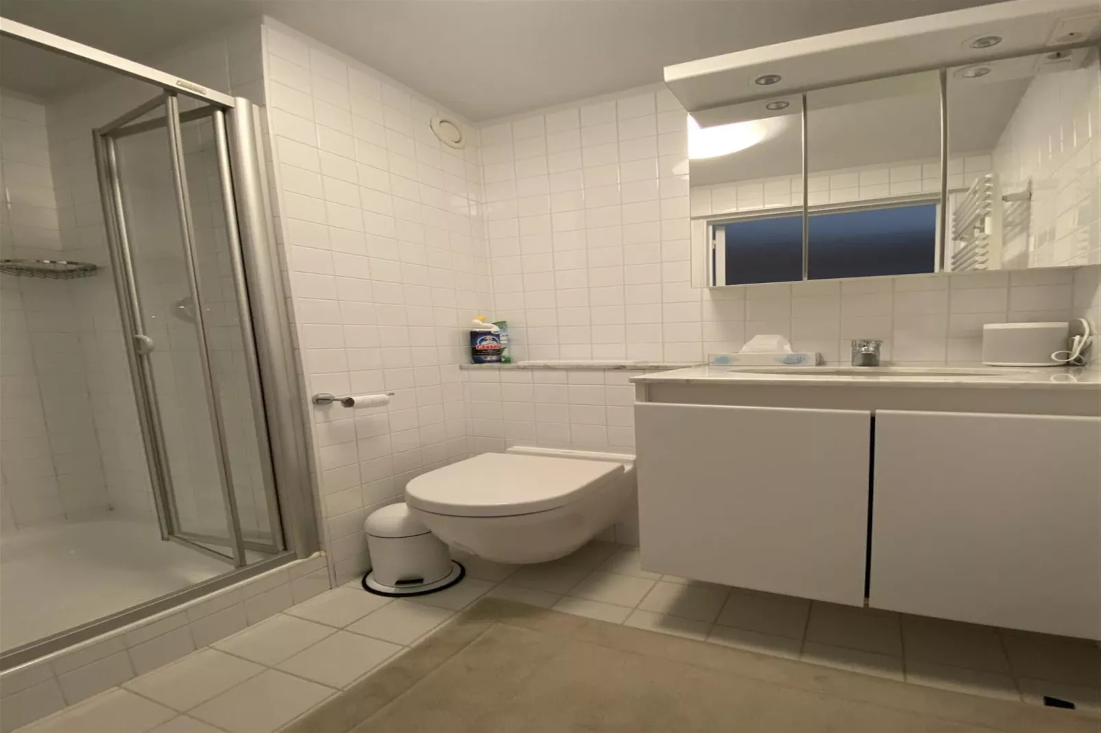 Residence CANADASQUARE-22-Bathroom