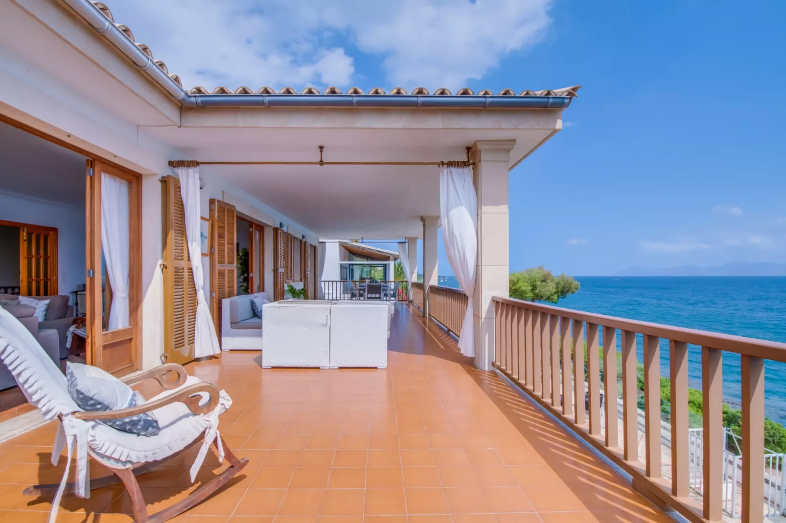 Villa Can Torrens-Terrace balcony