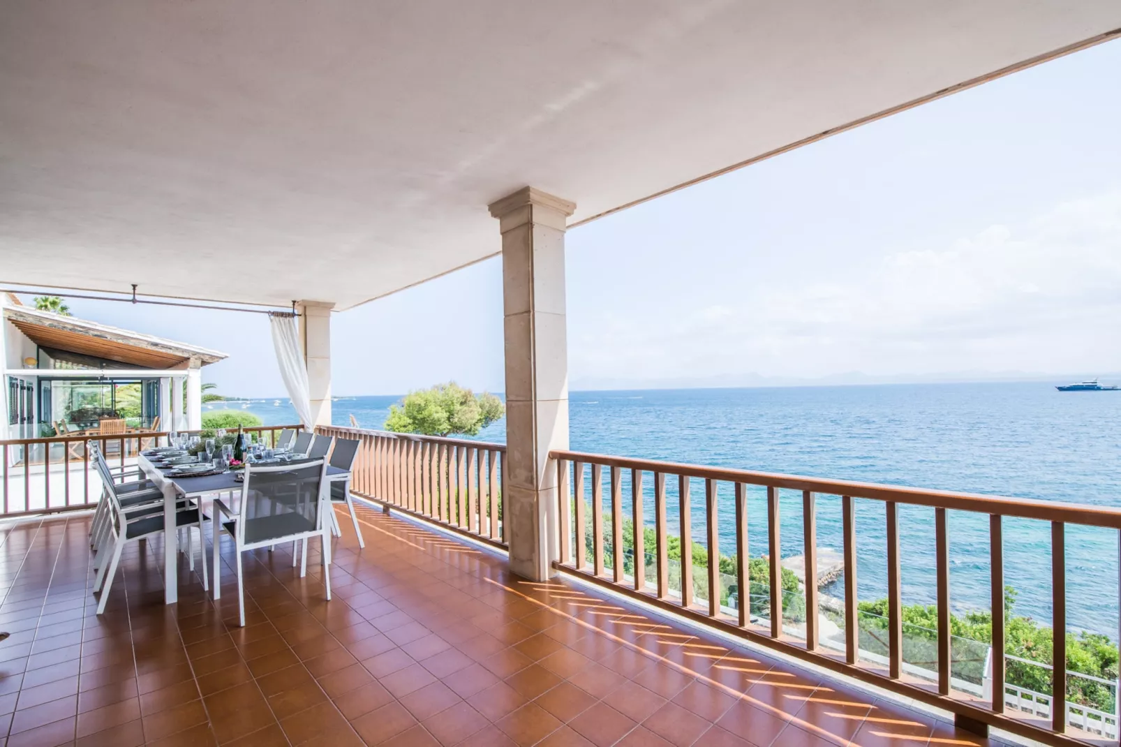 Villa Can Torrens-Terrace balcony