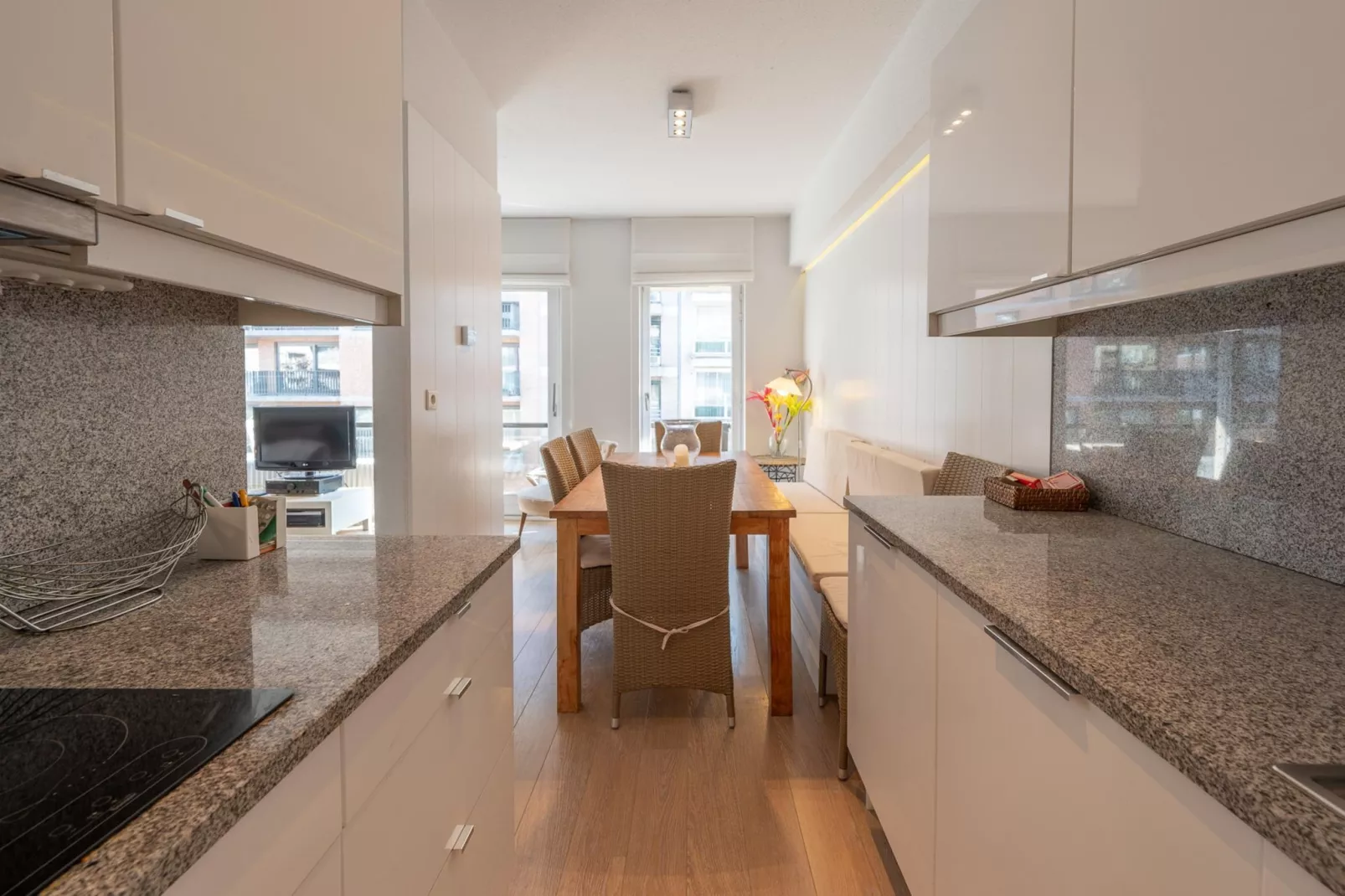 Residence Emanuelle-2A-Kitchen