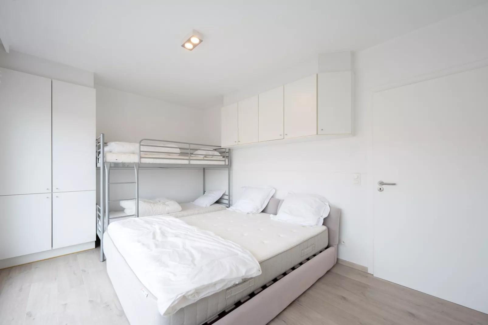 Residence CHATEAUNEUF-62-Bedroom