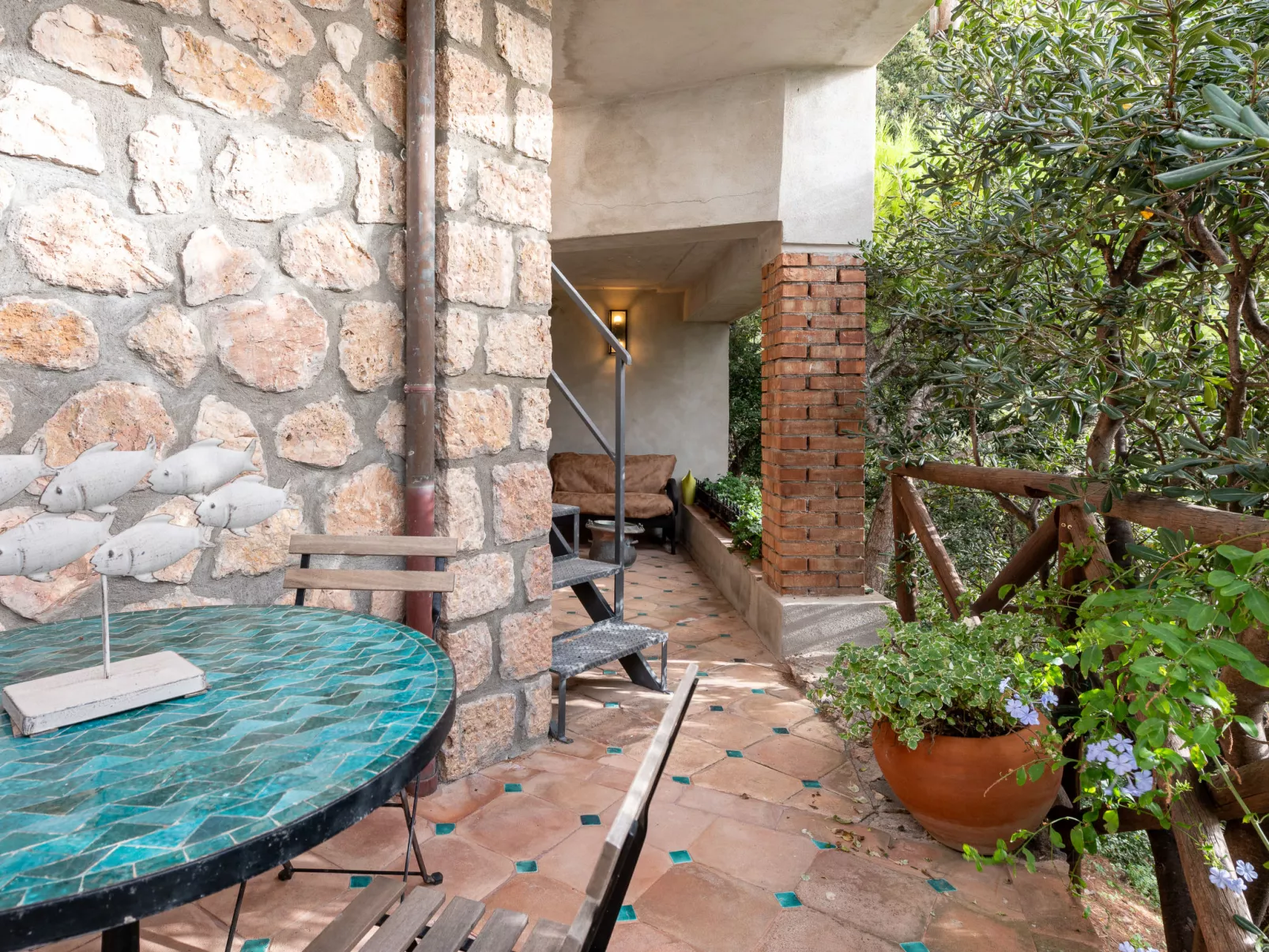 Cala Piccola-Inside