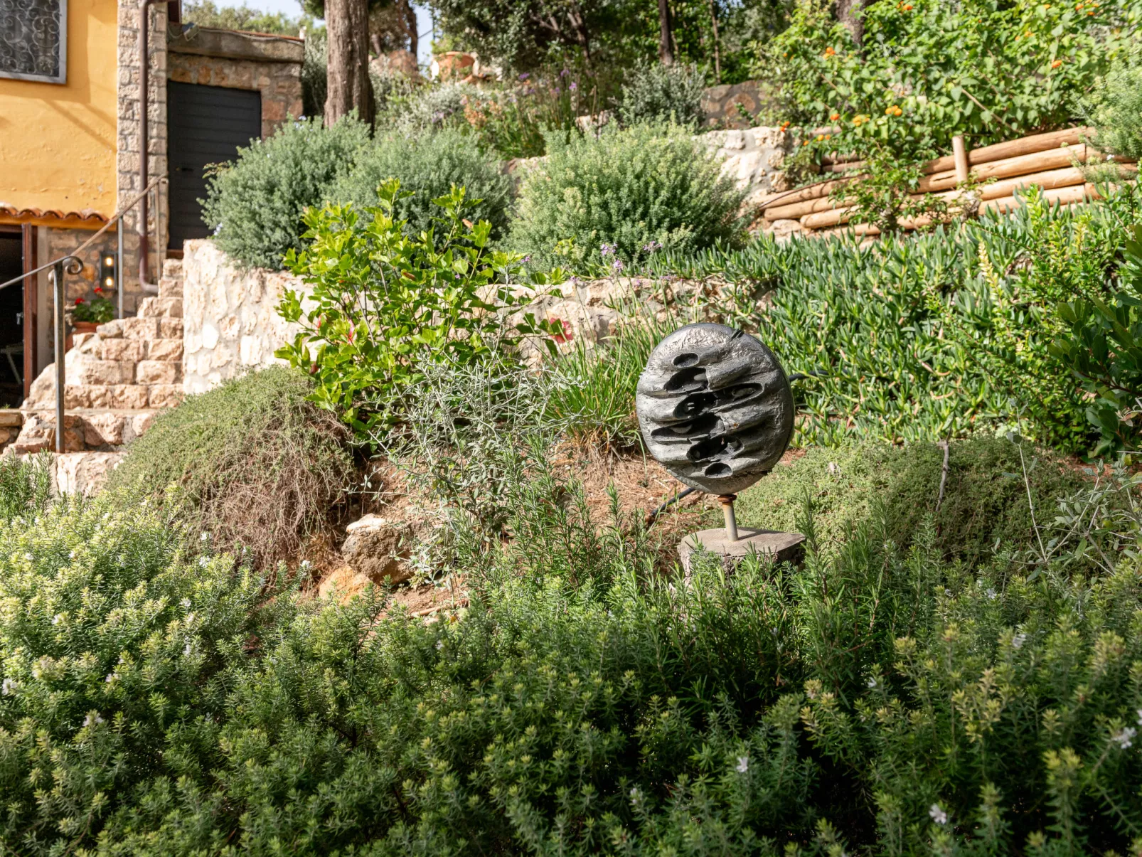 Cala Piccola-Outside