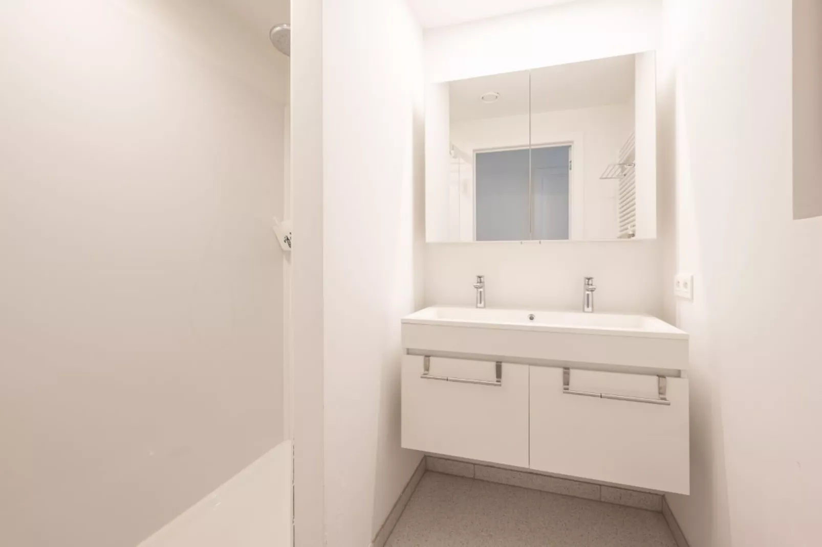 Residentie Louise I-3C-Bathroom