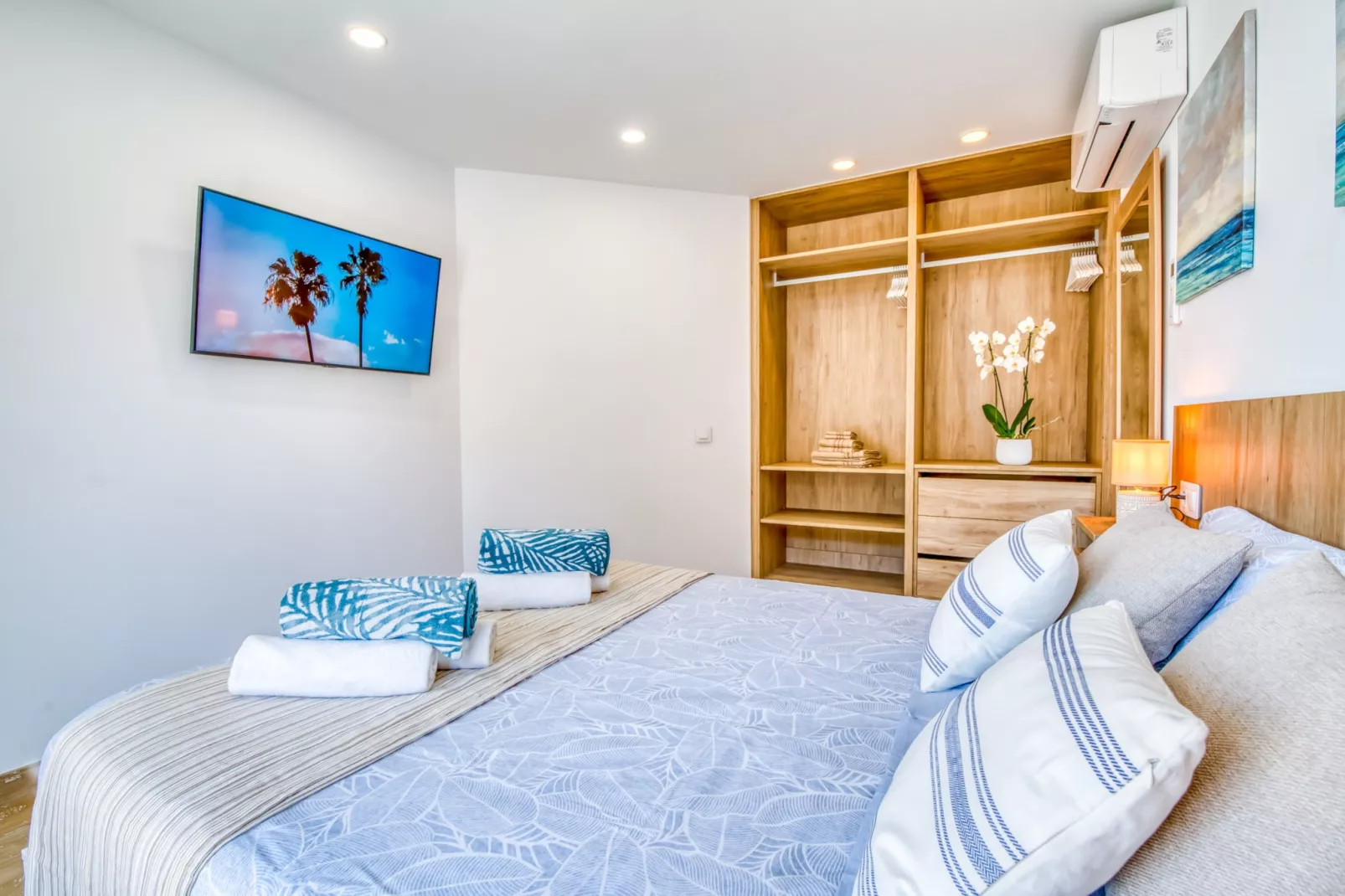 Blue Sky-Bedroom
