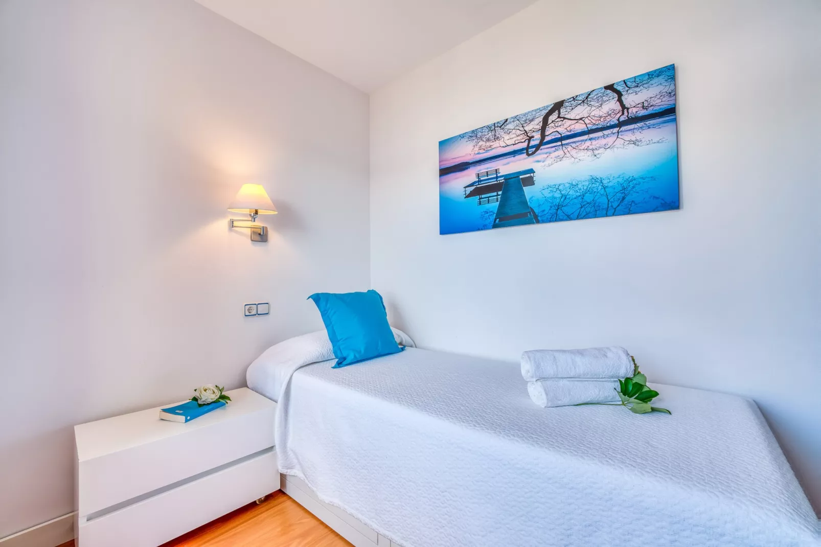 Nenufars-Bedroom