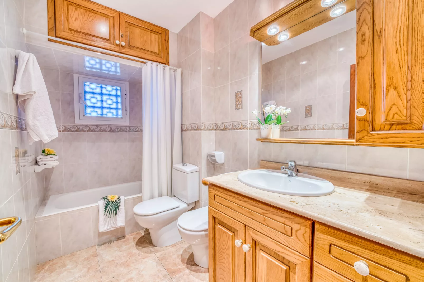 Nenufars-Bathroom