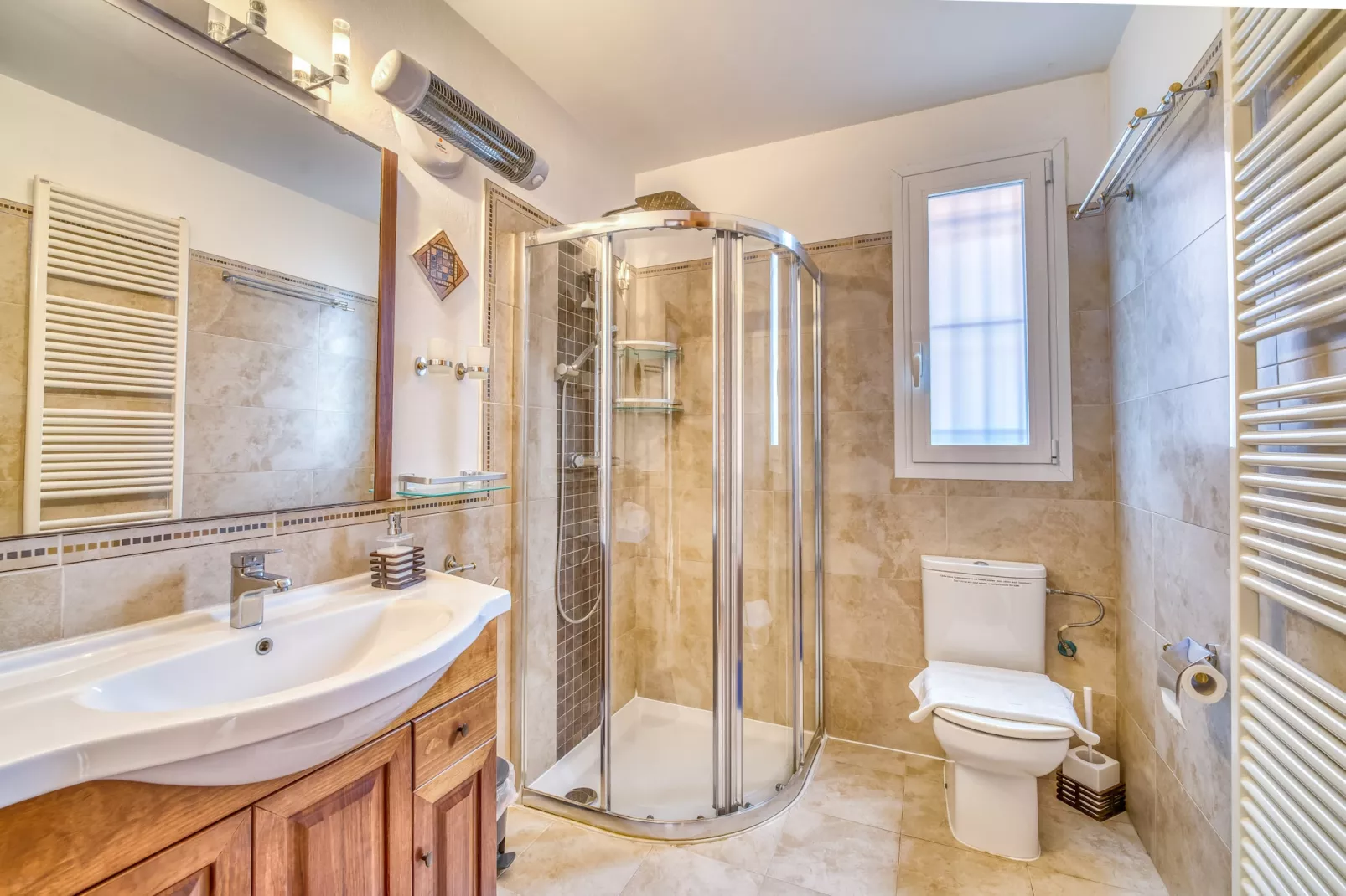 Casa Kerchner-Bathroom