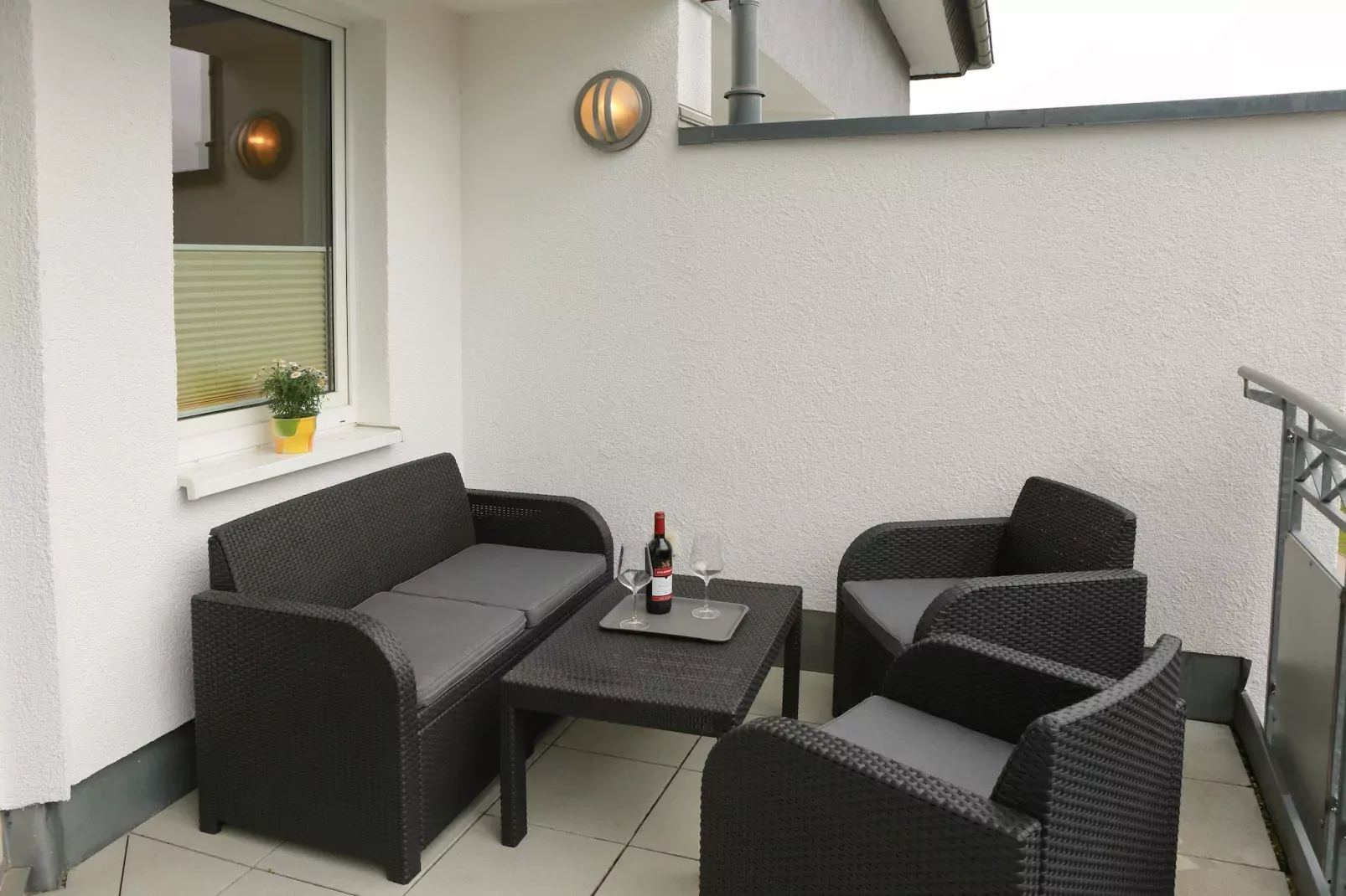 Mühlenberg-Terrace balcony