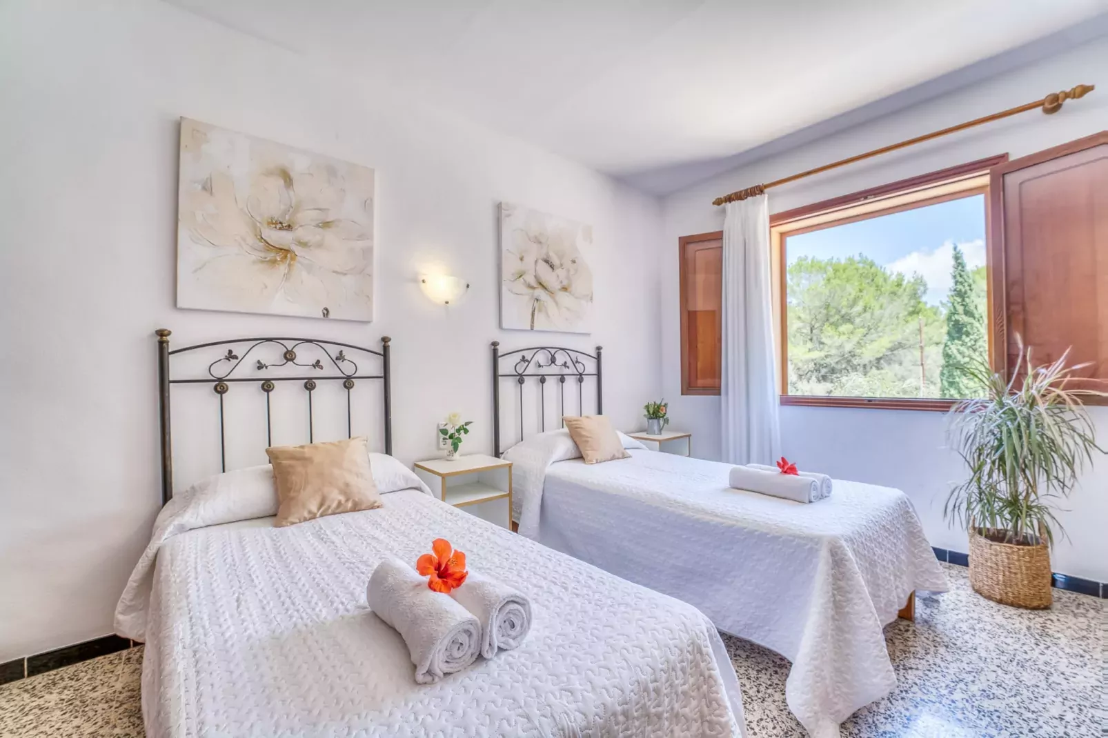 Tacaritx-Bedroom