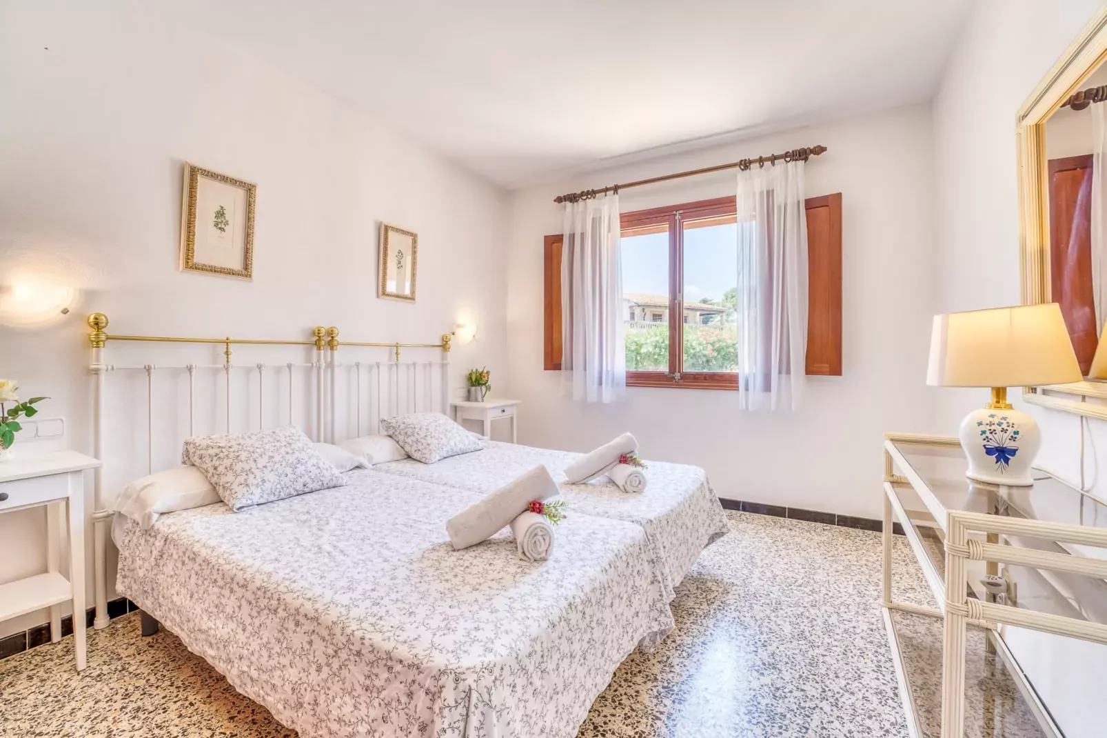 Tacaritx-Bedroom