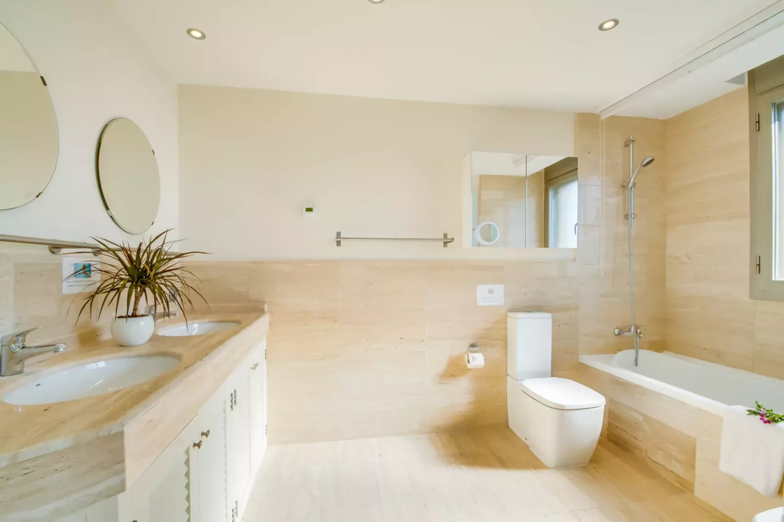 Villa Alcanada 1-Salle de bain