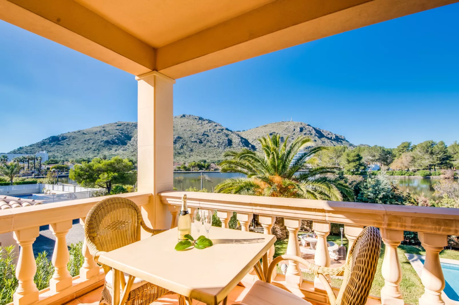 Aran Berna-Terrace balcony